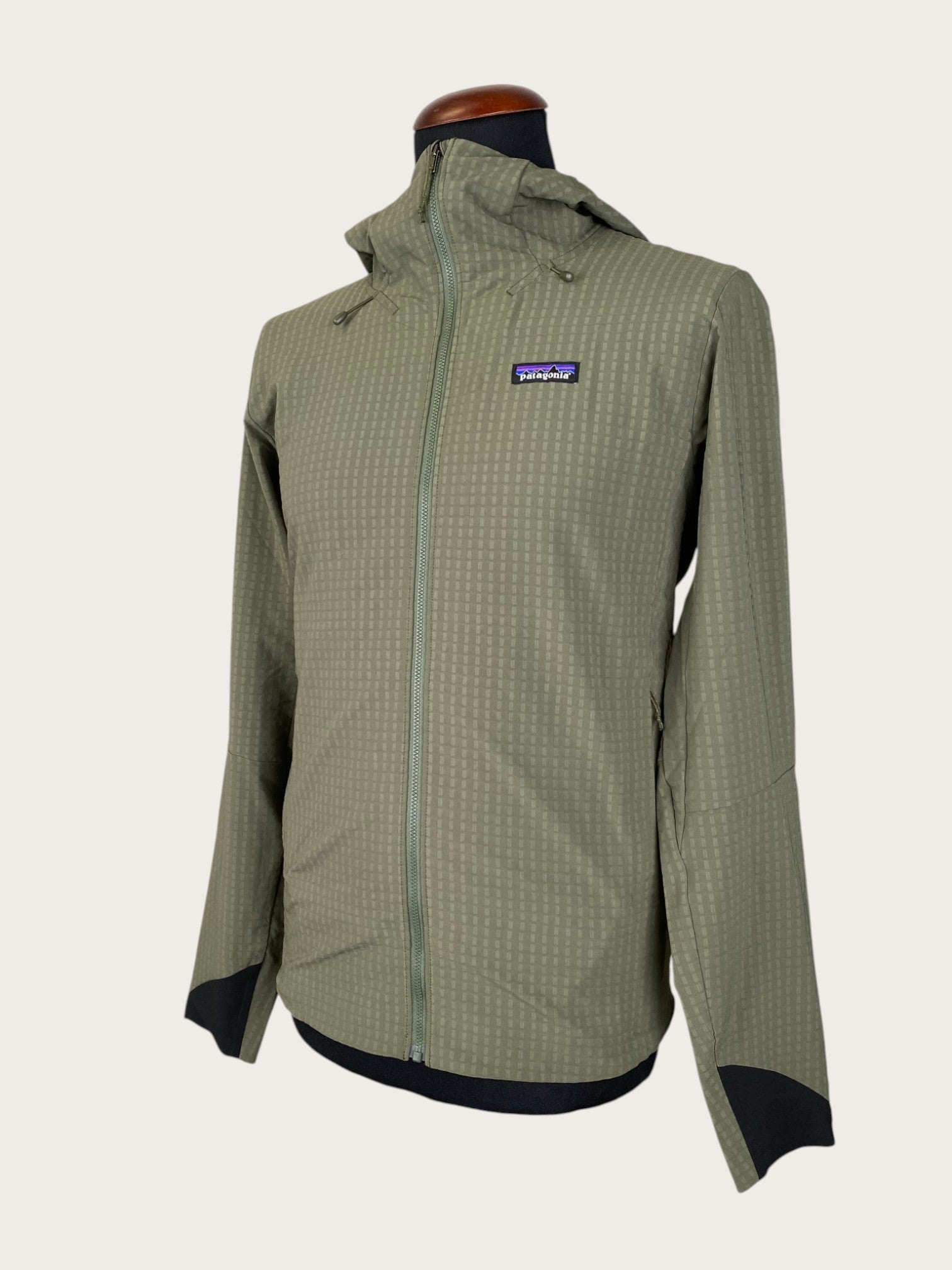Patagonia R1 TechFace Hoody Softshelljacke (M)