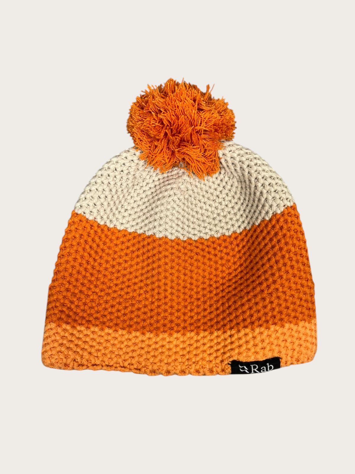 Rab Mütze mit Bommel