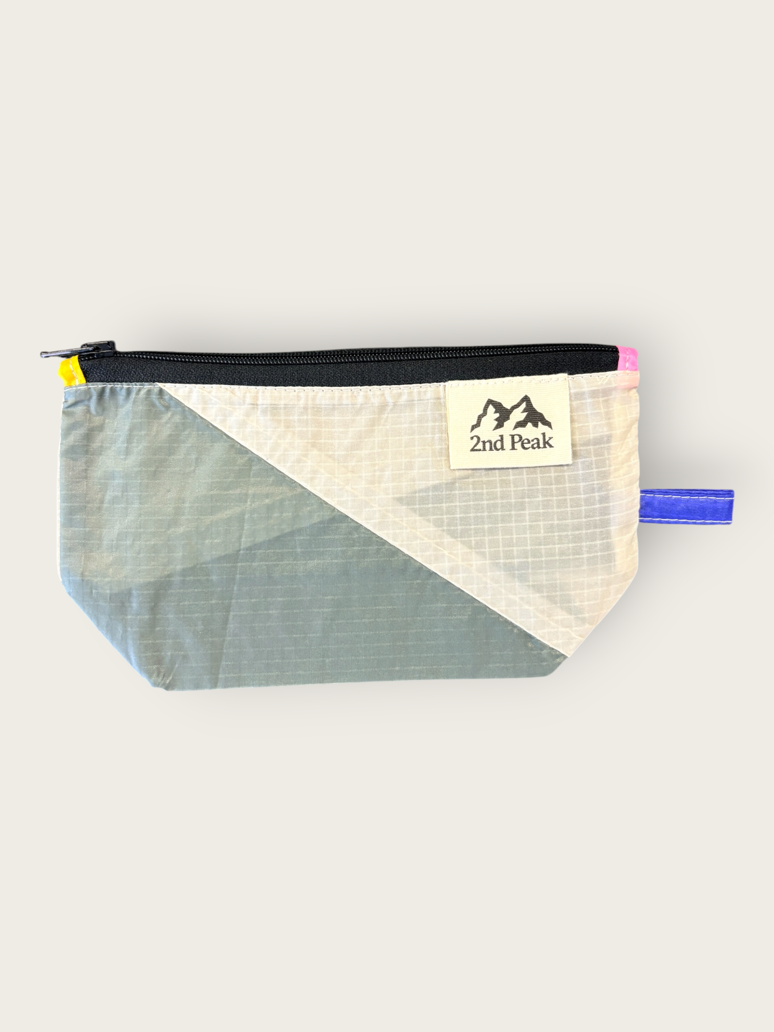 2nd Peak Necessaire "Luv"