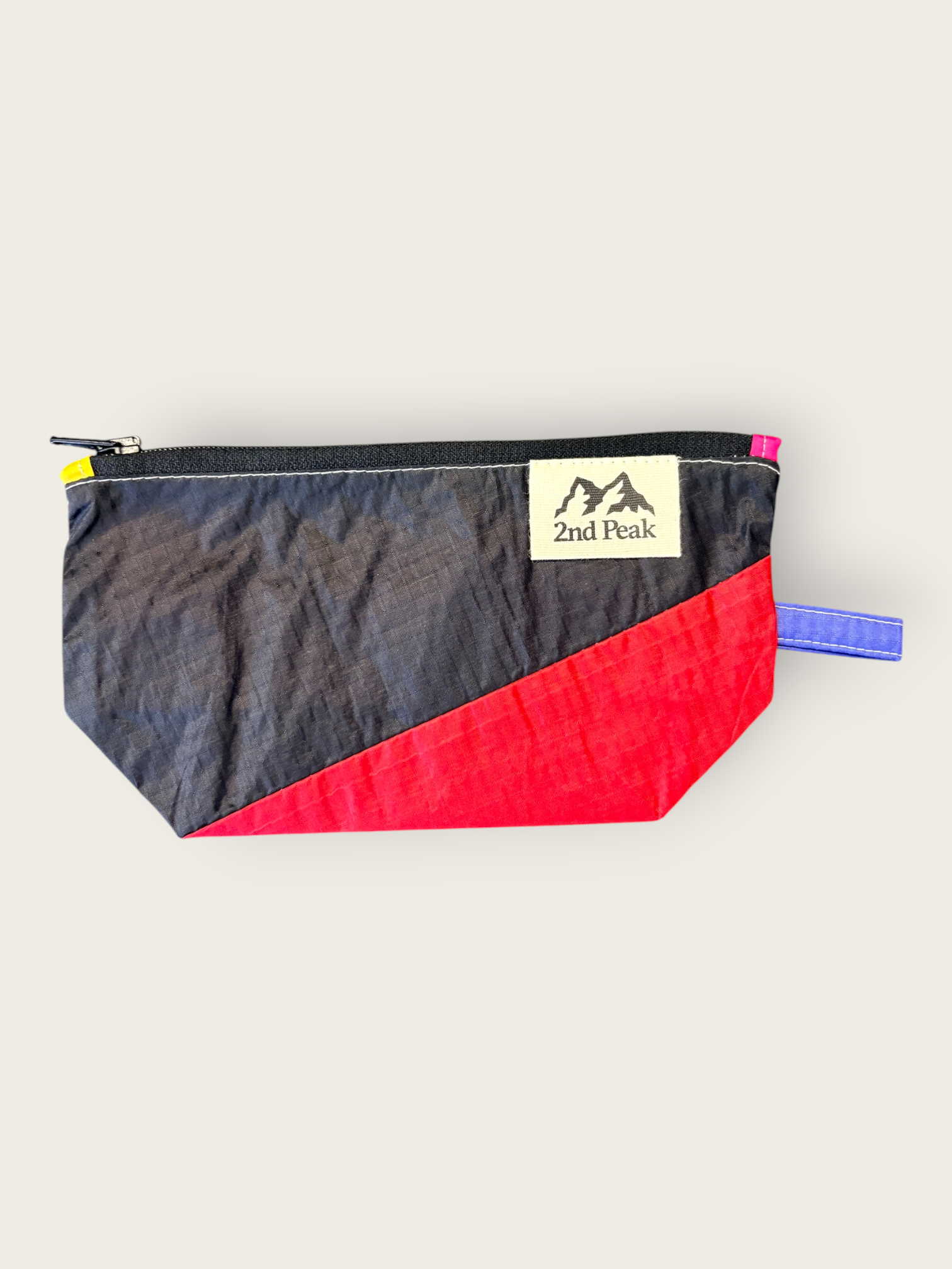 2nd Peak Necessaire "Luv"