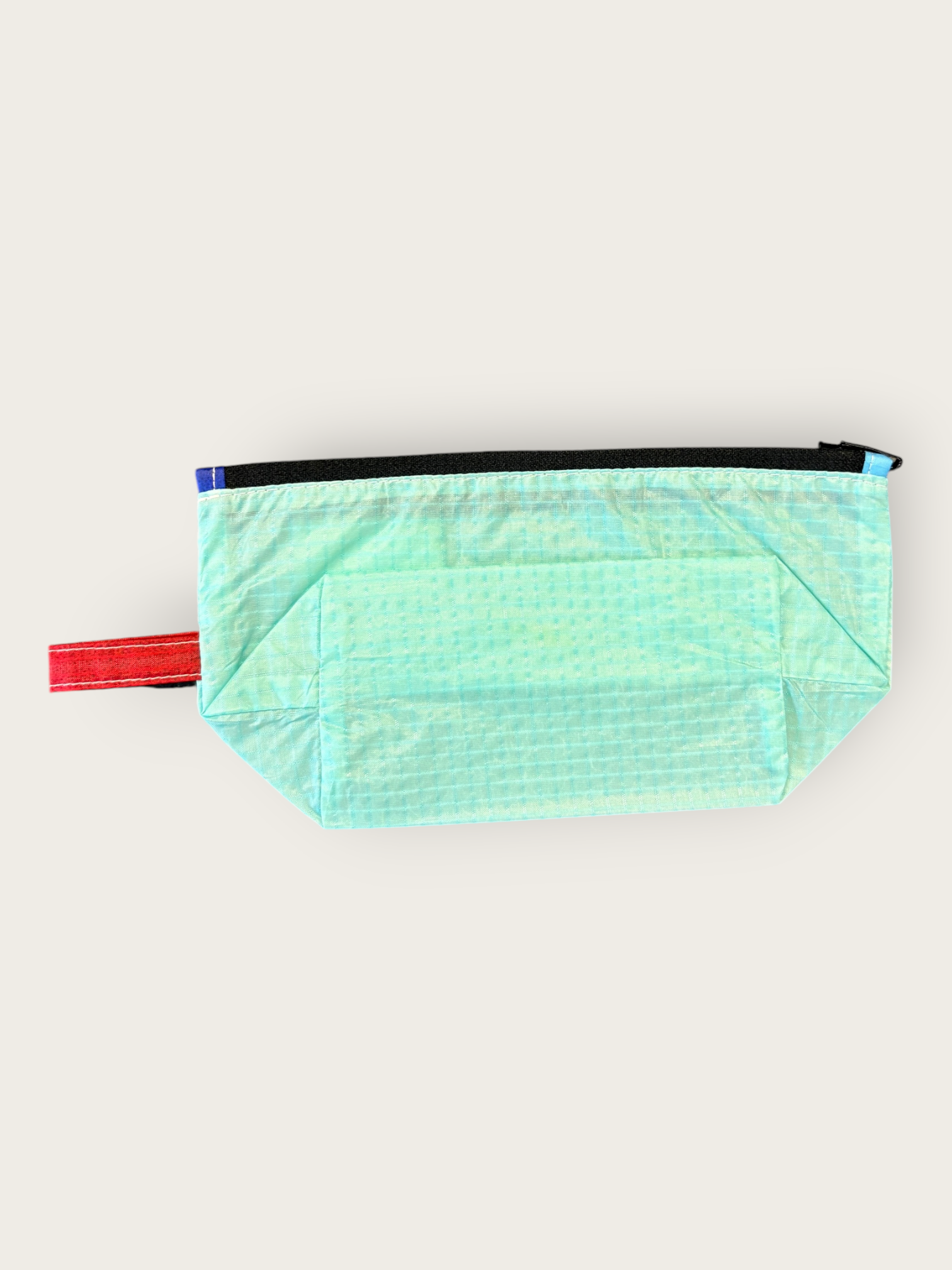 2nd Peak Necessaire "Luv"