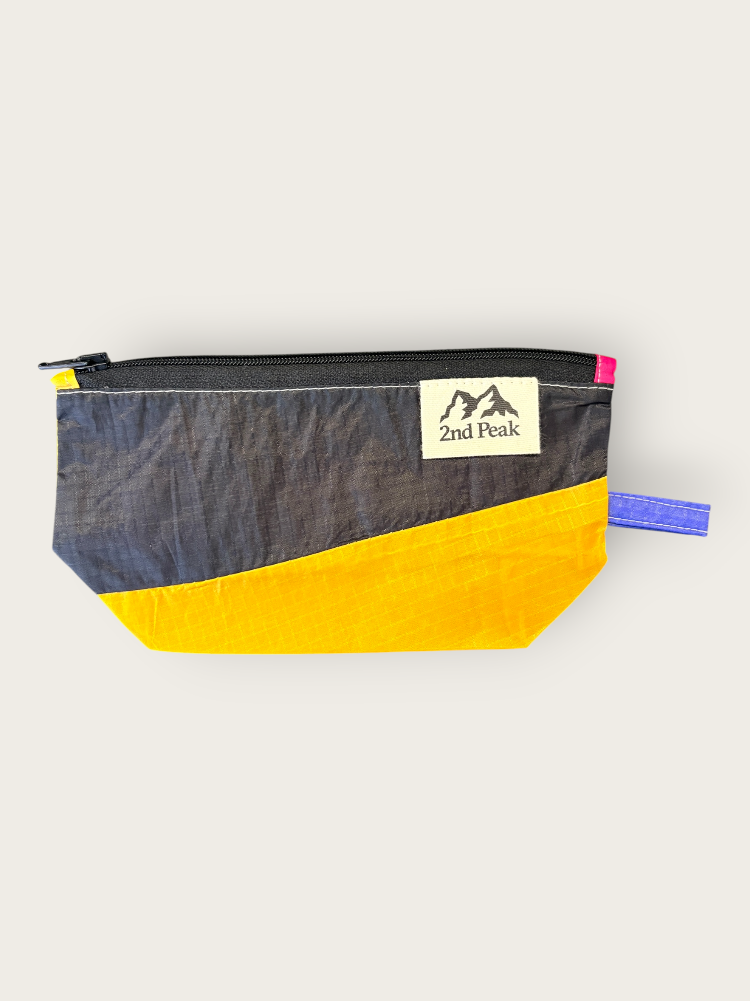 2nd Peak Necessaire "Luv"