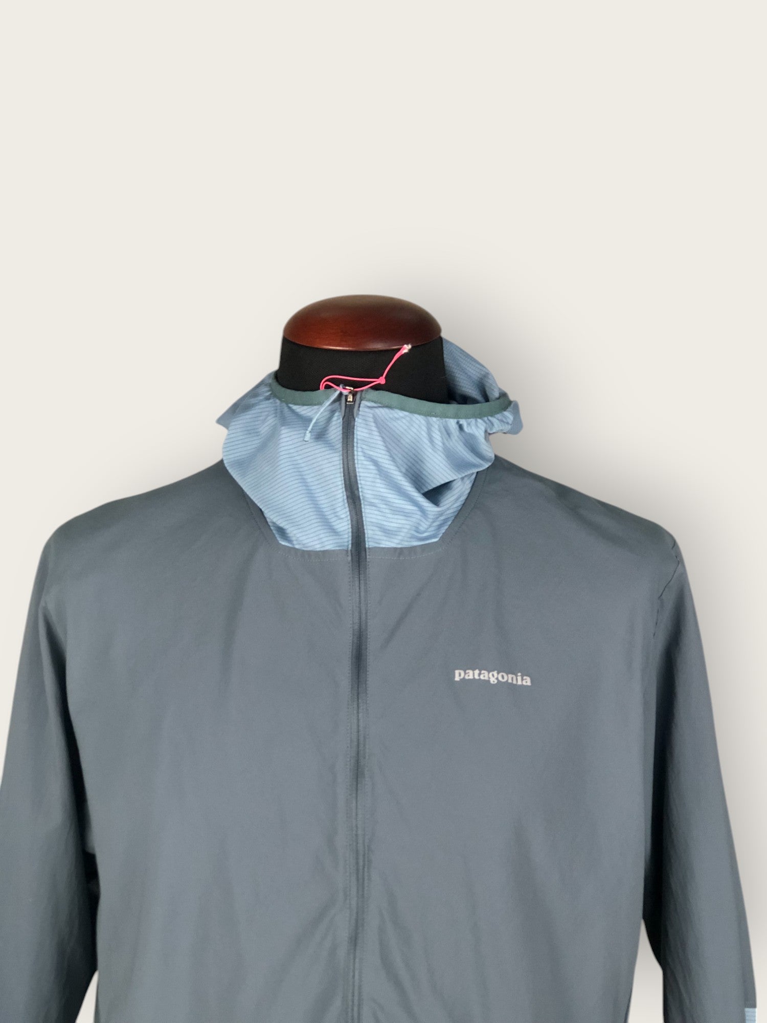 Patagonia Windbreaker (XL)