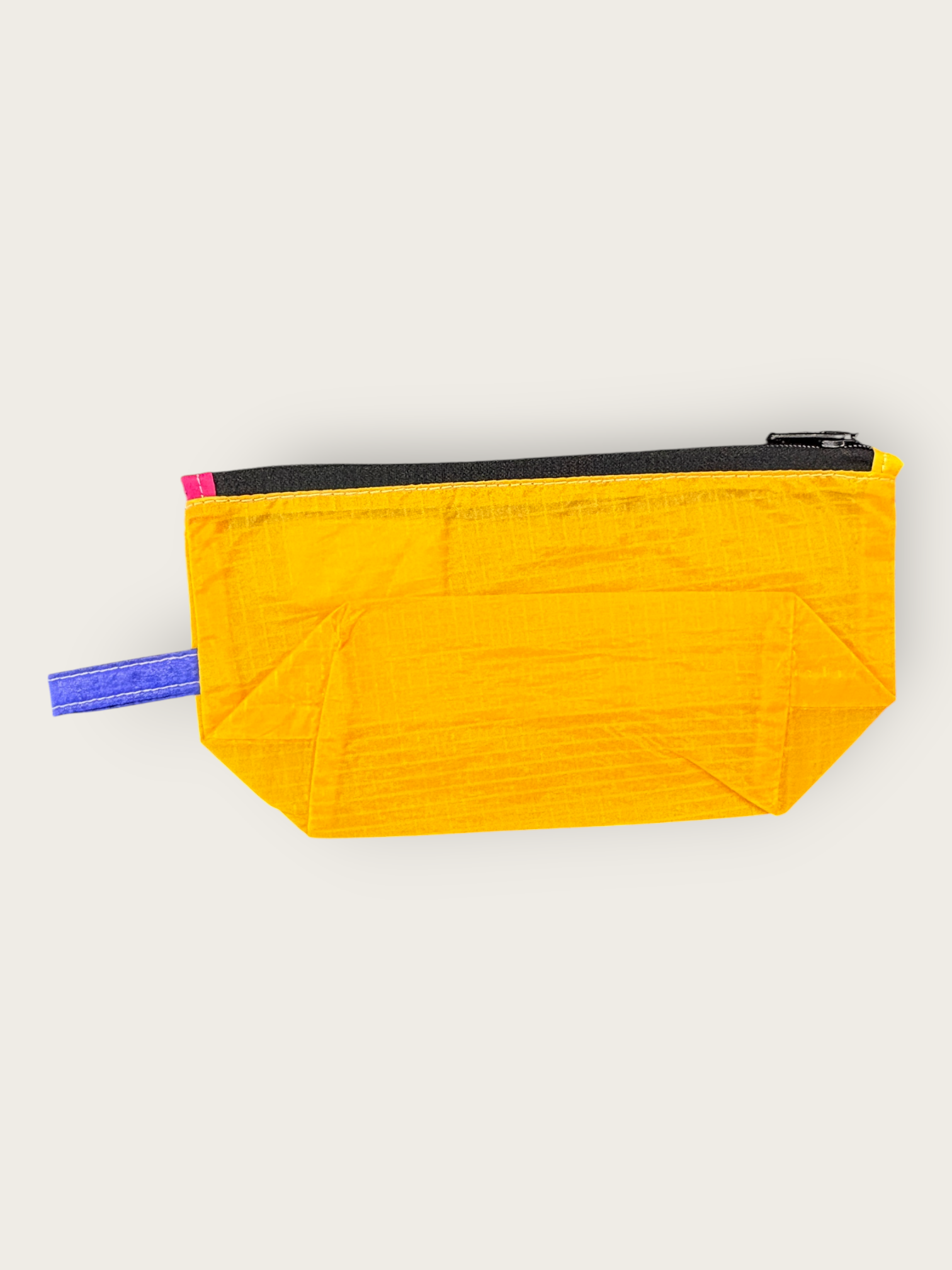 2nd Peak Necessaire "Luv"