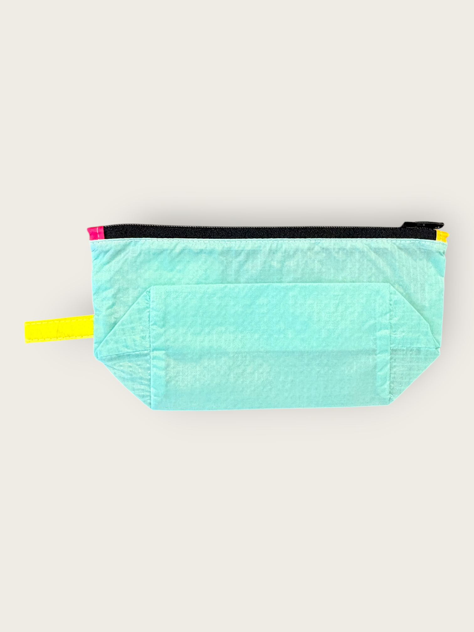 2nd Peak Necessaire "Luv"