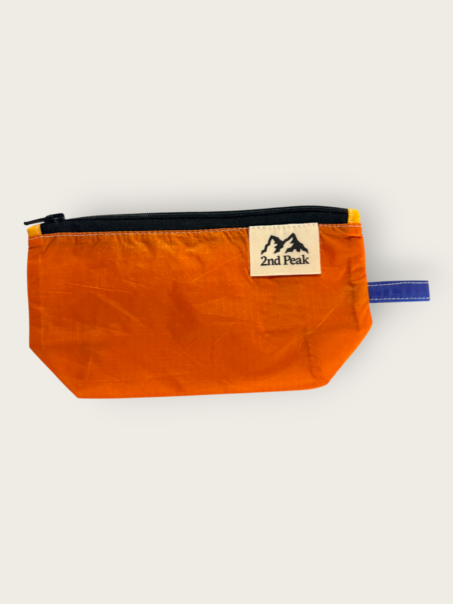 2nd Peak Necessaire "Luv"