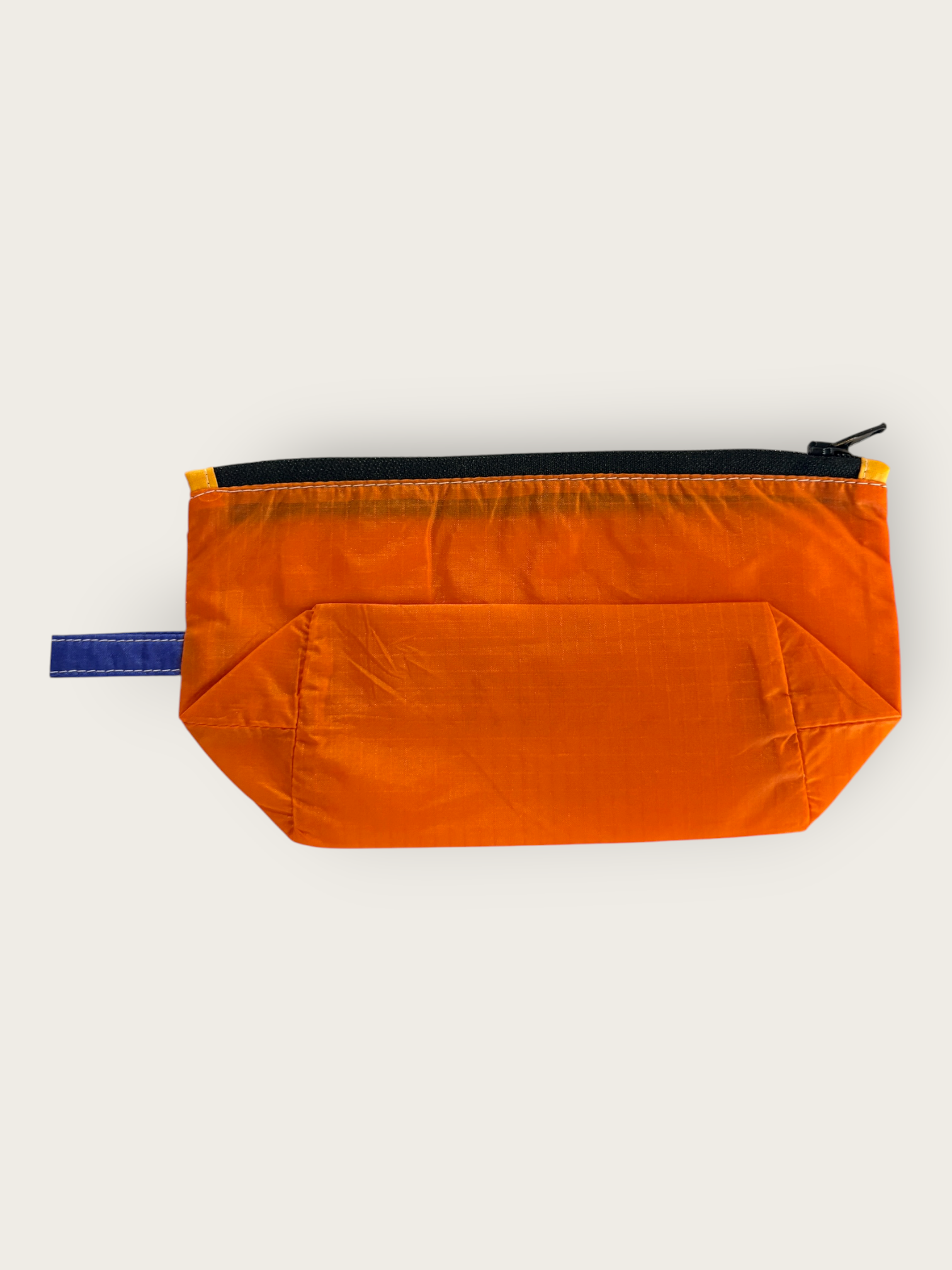 2nd Peak Necessaire "Luv"