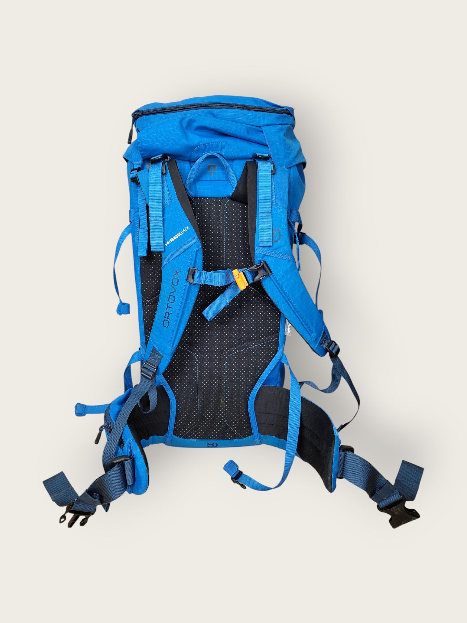 Alpine Lowe Backpack (32L) 