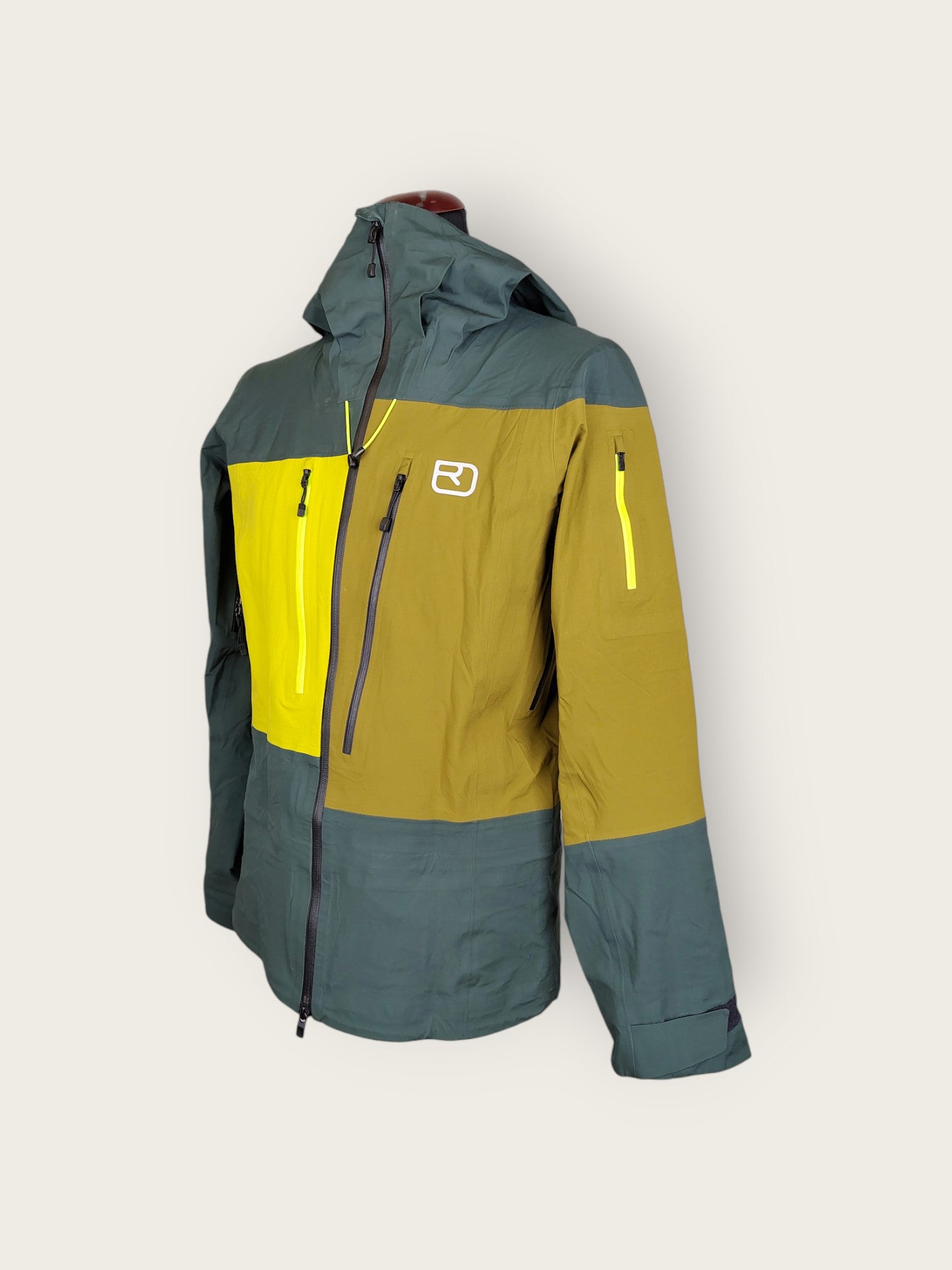 Ortovox 3-layer hardshell jacket (L) 