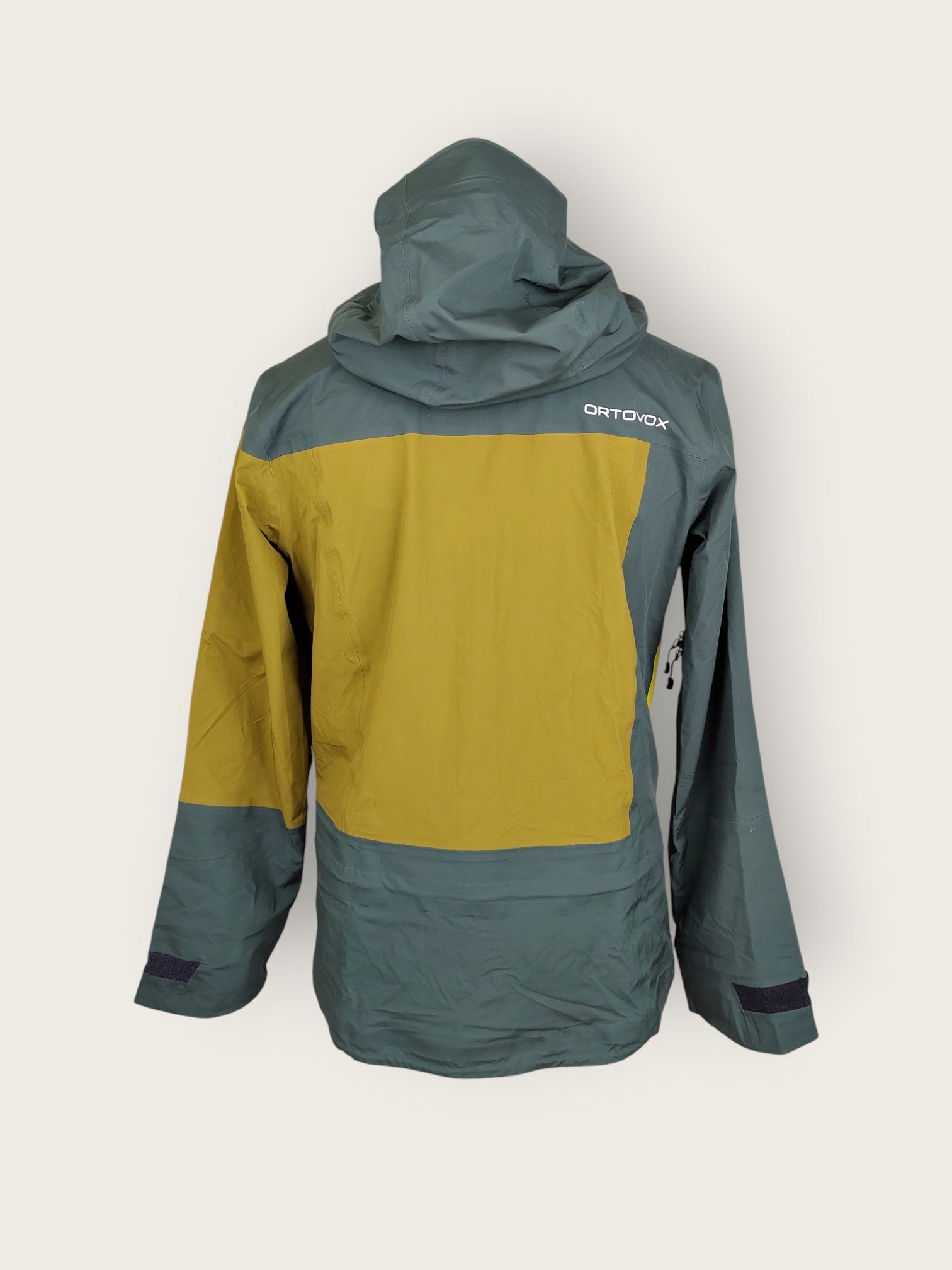 Ortovox 3-layer hardshell jacket (L) 