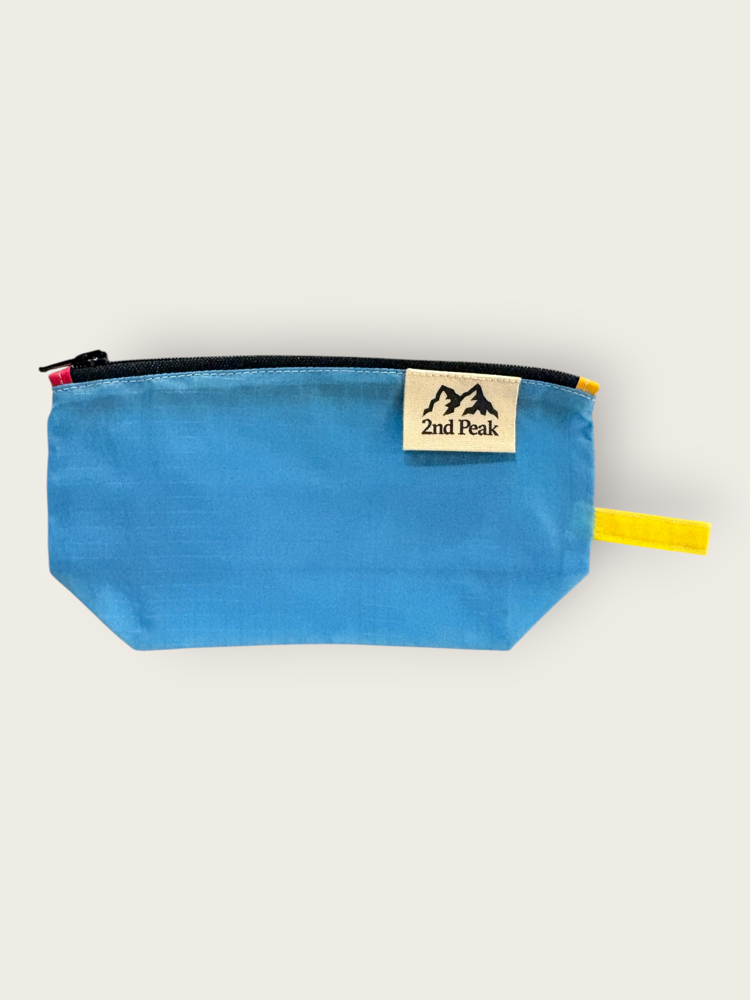 2nd Peak Necessaire "Luv"