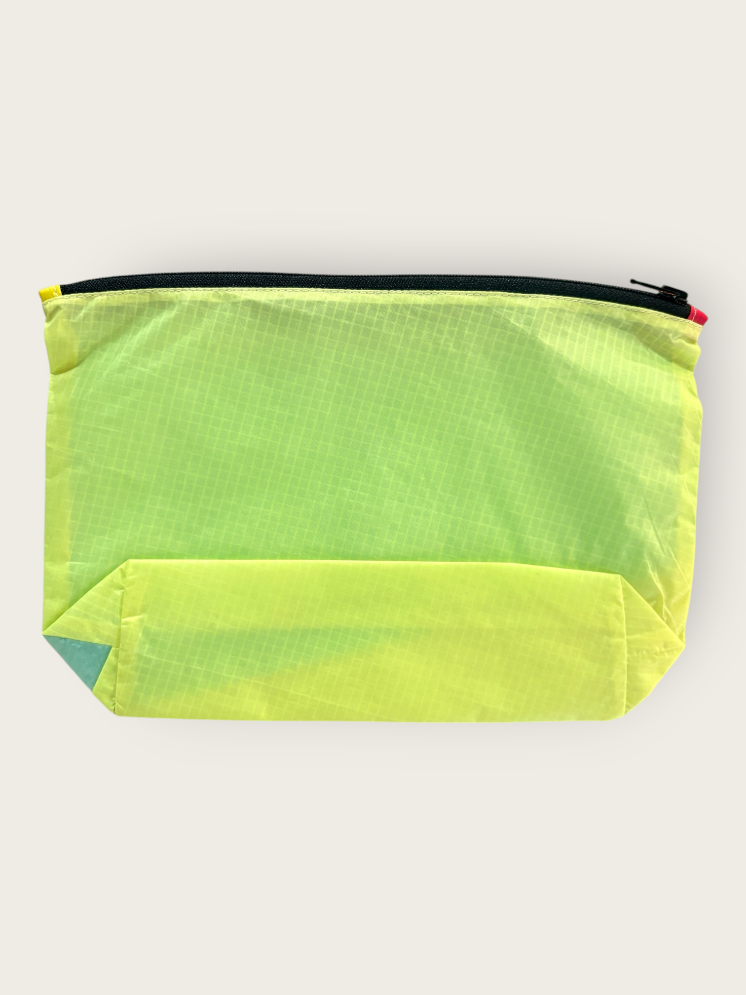 2nd Peak Necessaire "Lee"