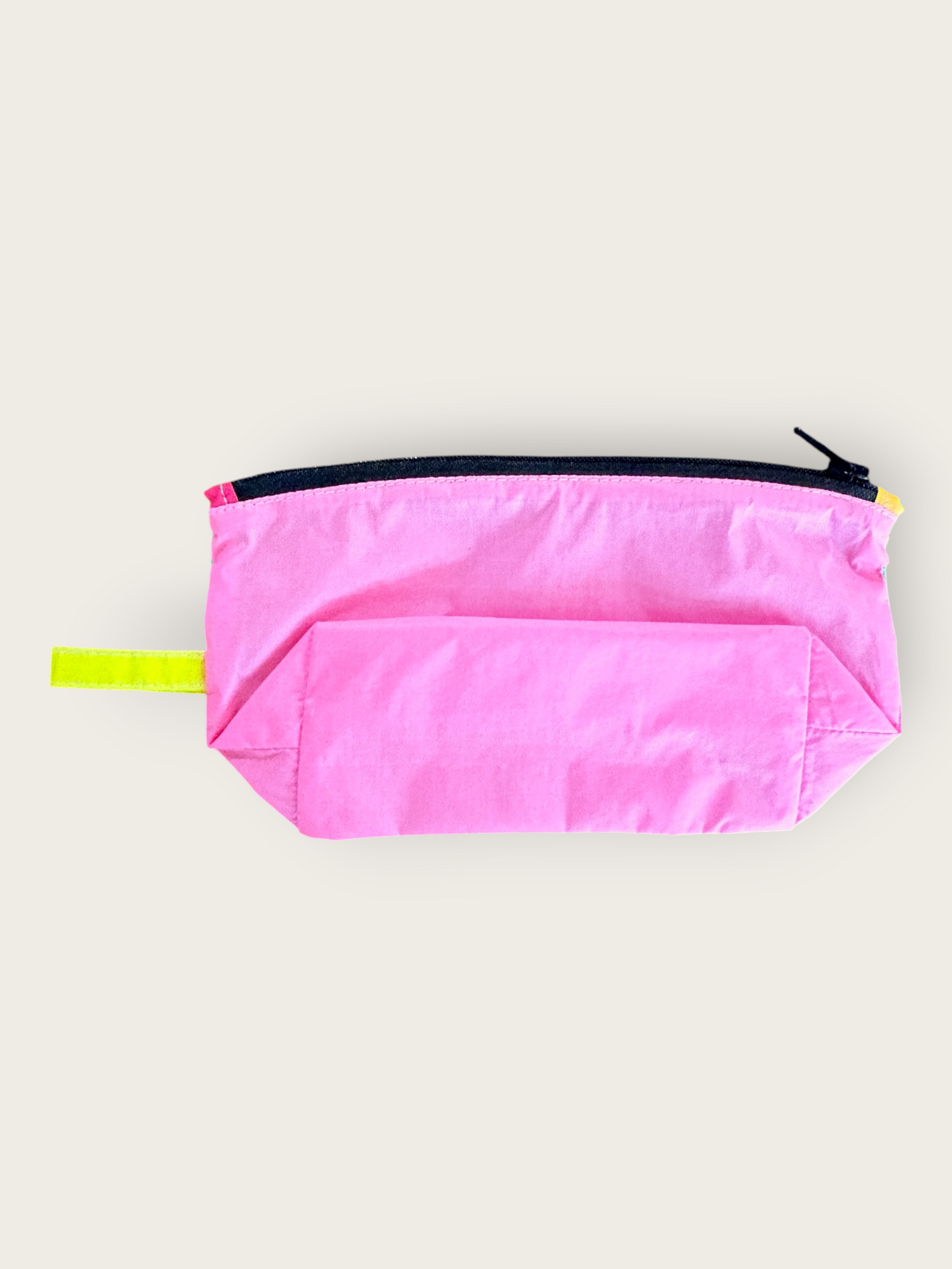 2nd Peak Necessaire "Luv"