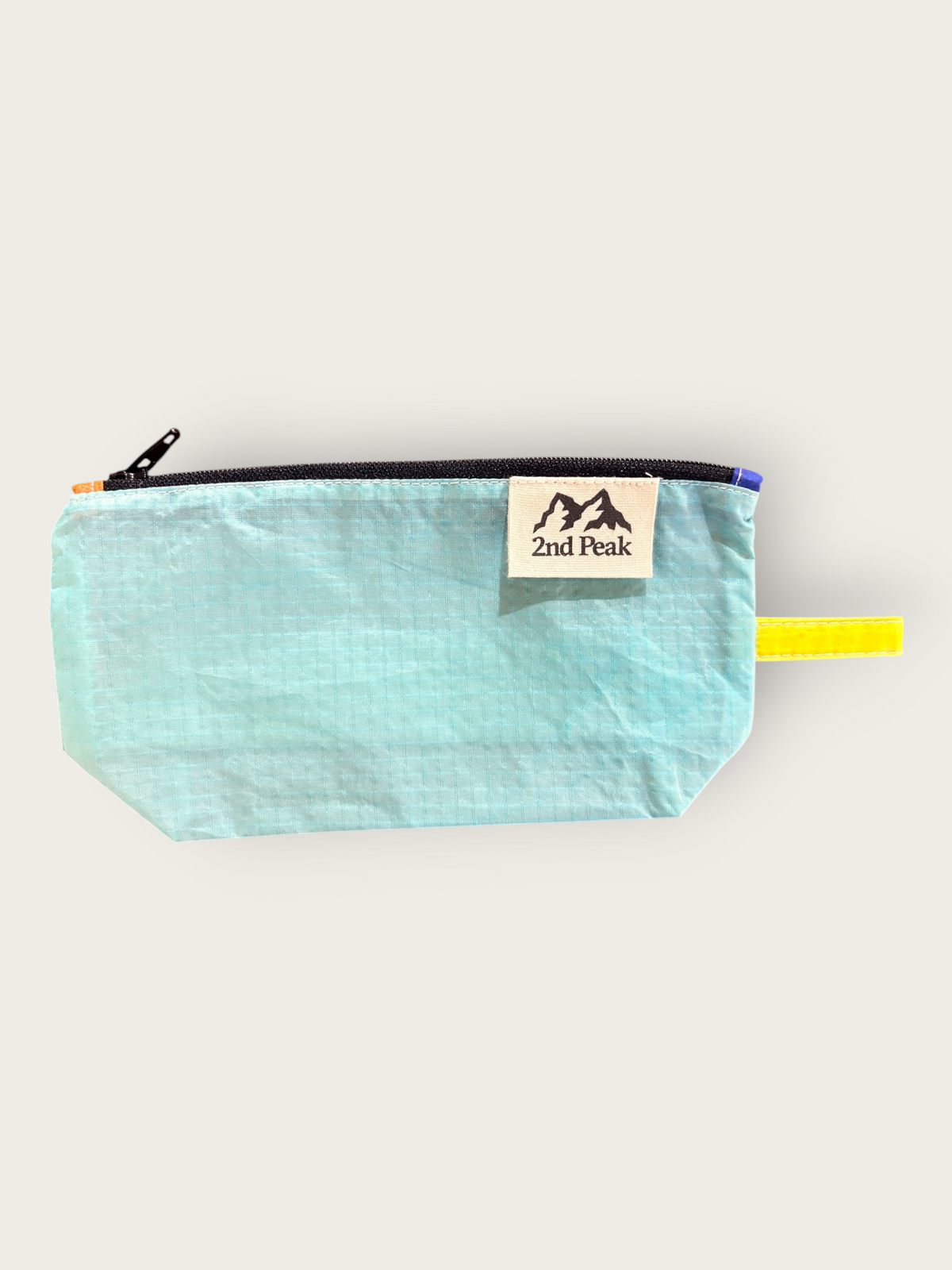 2nd Peak Necessaire "Luv"