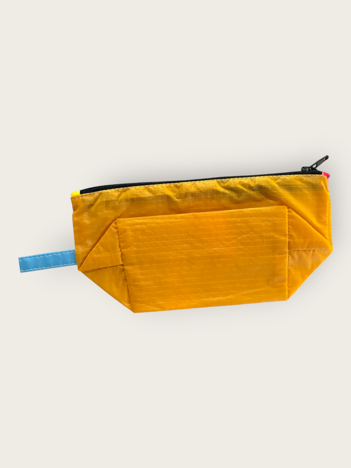 2nd Peak Necessaire "Luv"