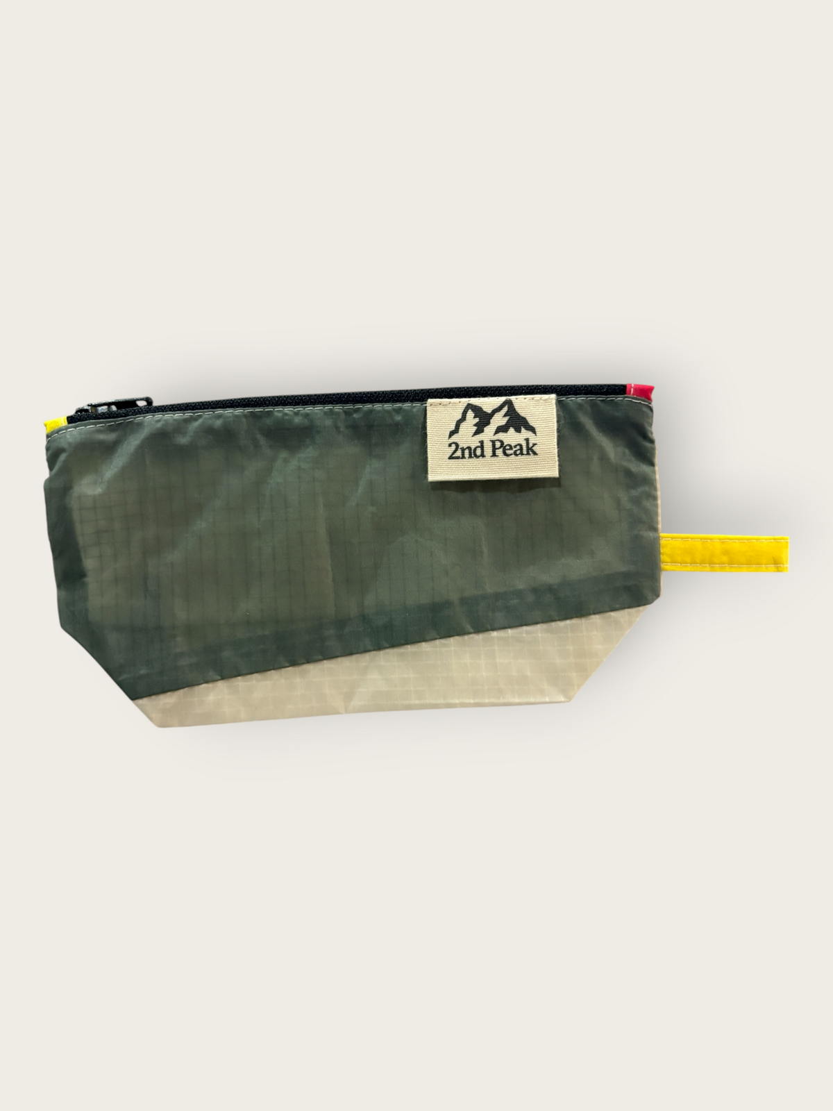2nd Peak Necessaire "Luv"