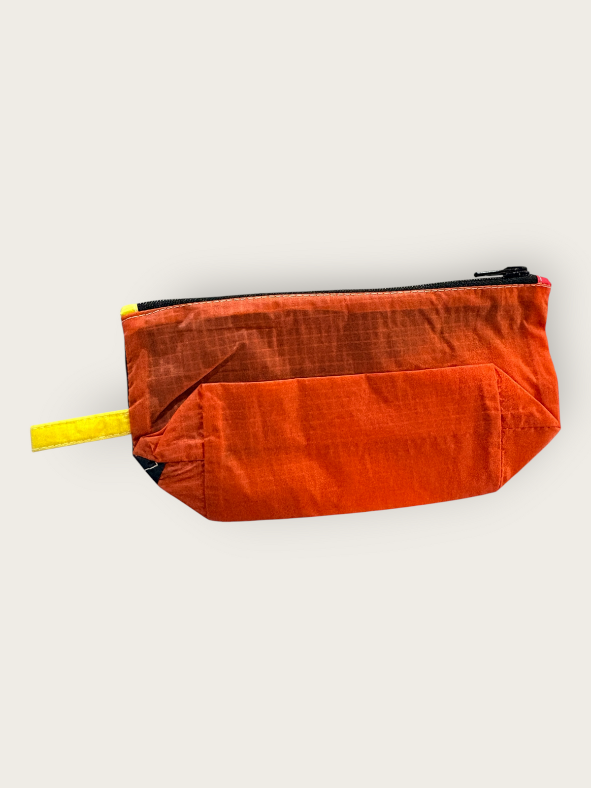 2nd Peak Necessaire "Luv"