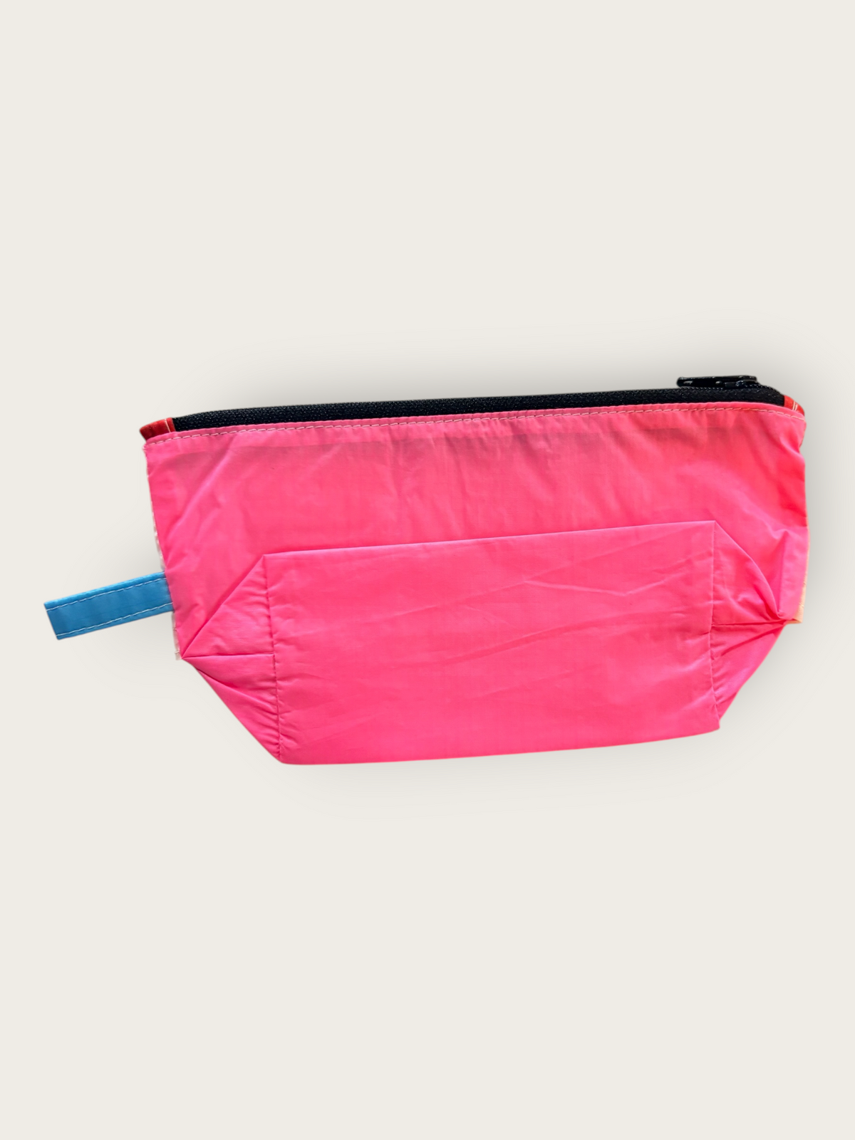 2nd Peak Necessaire "Luv"