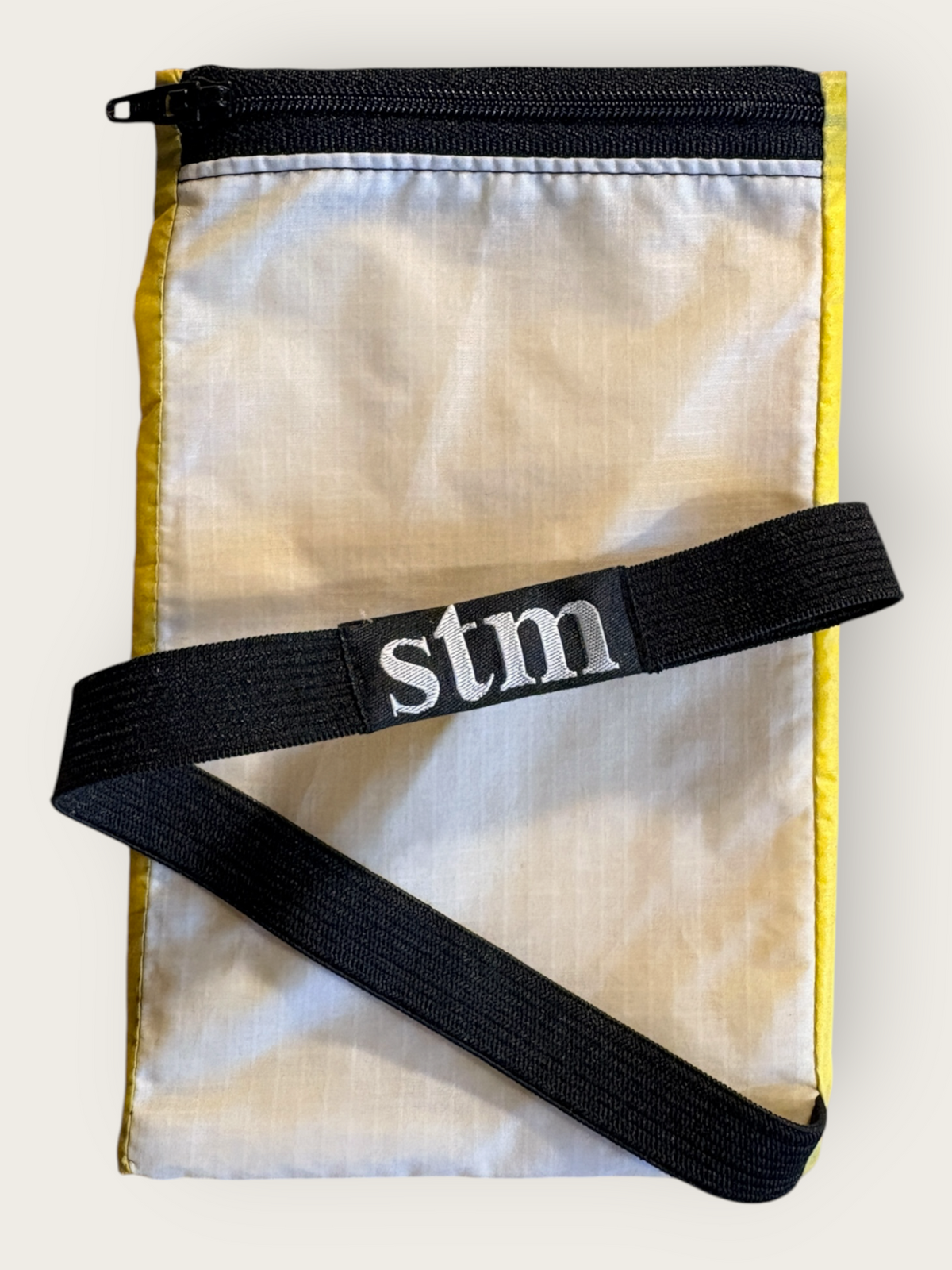 Upcycling Sunglasses Case by stm