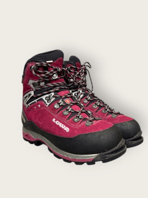 Lowa Bergschuhe (37.5)