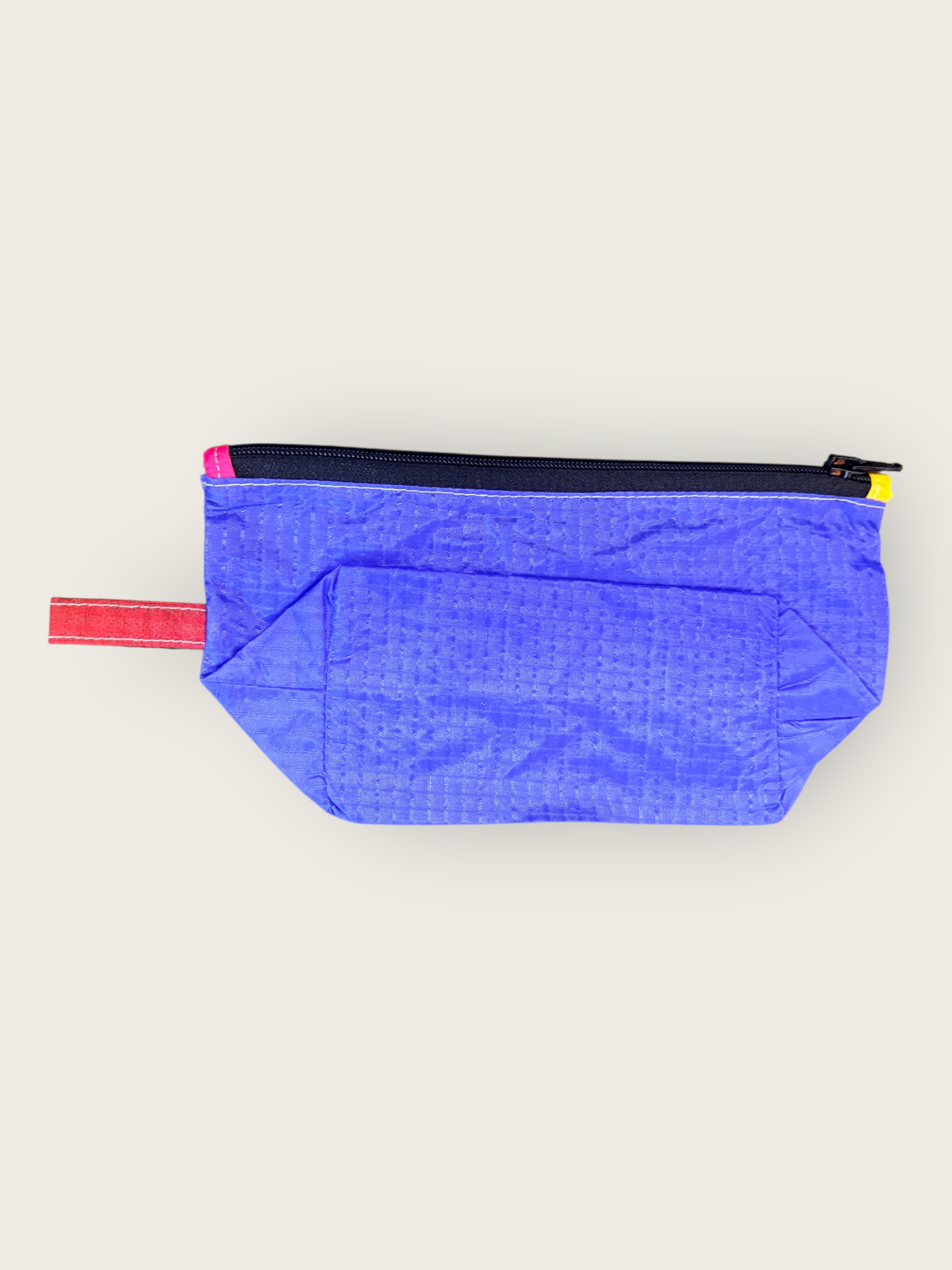 2nd Peak Necessaire klein