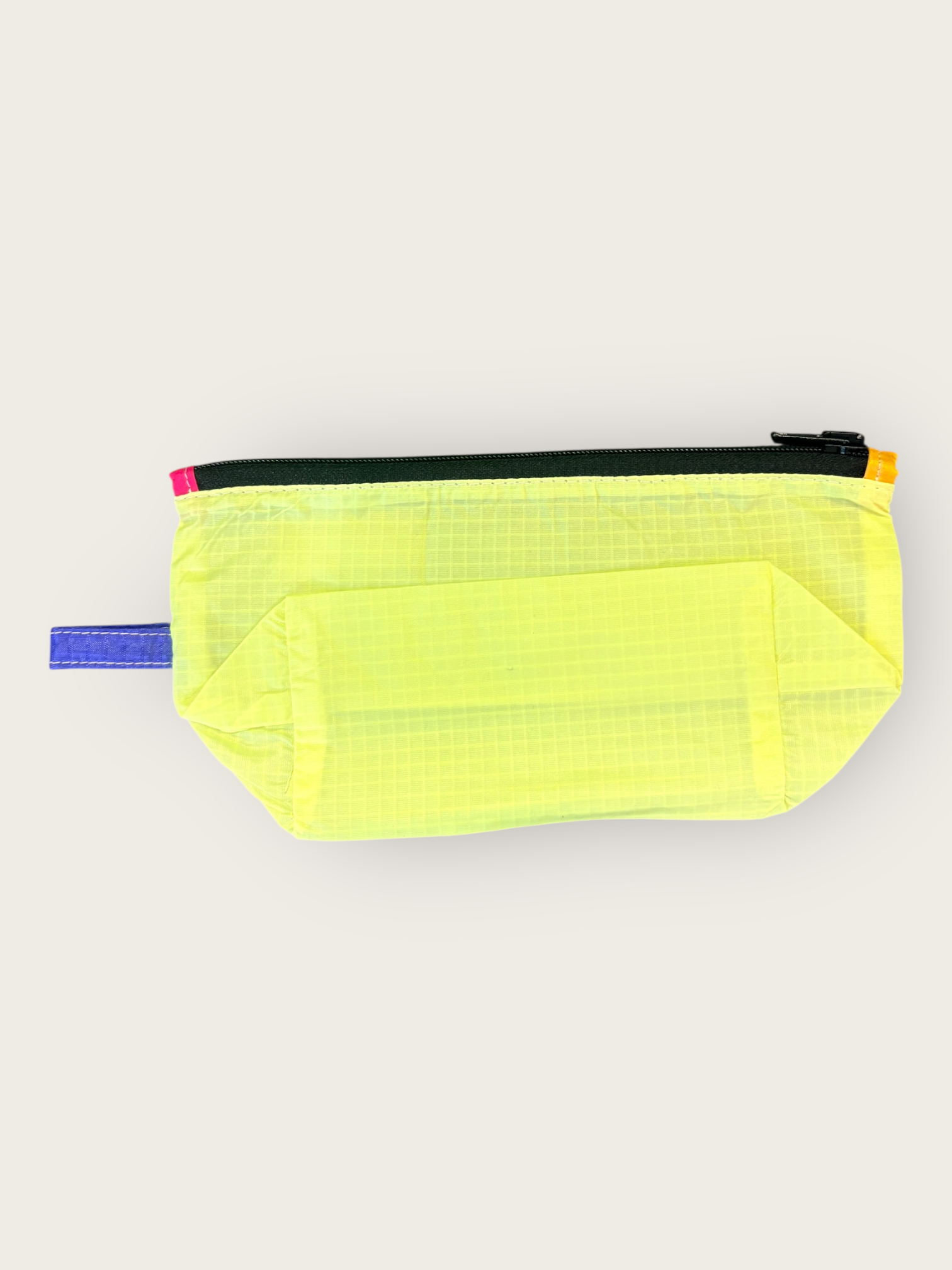 2nd Peak Necessaire klein