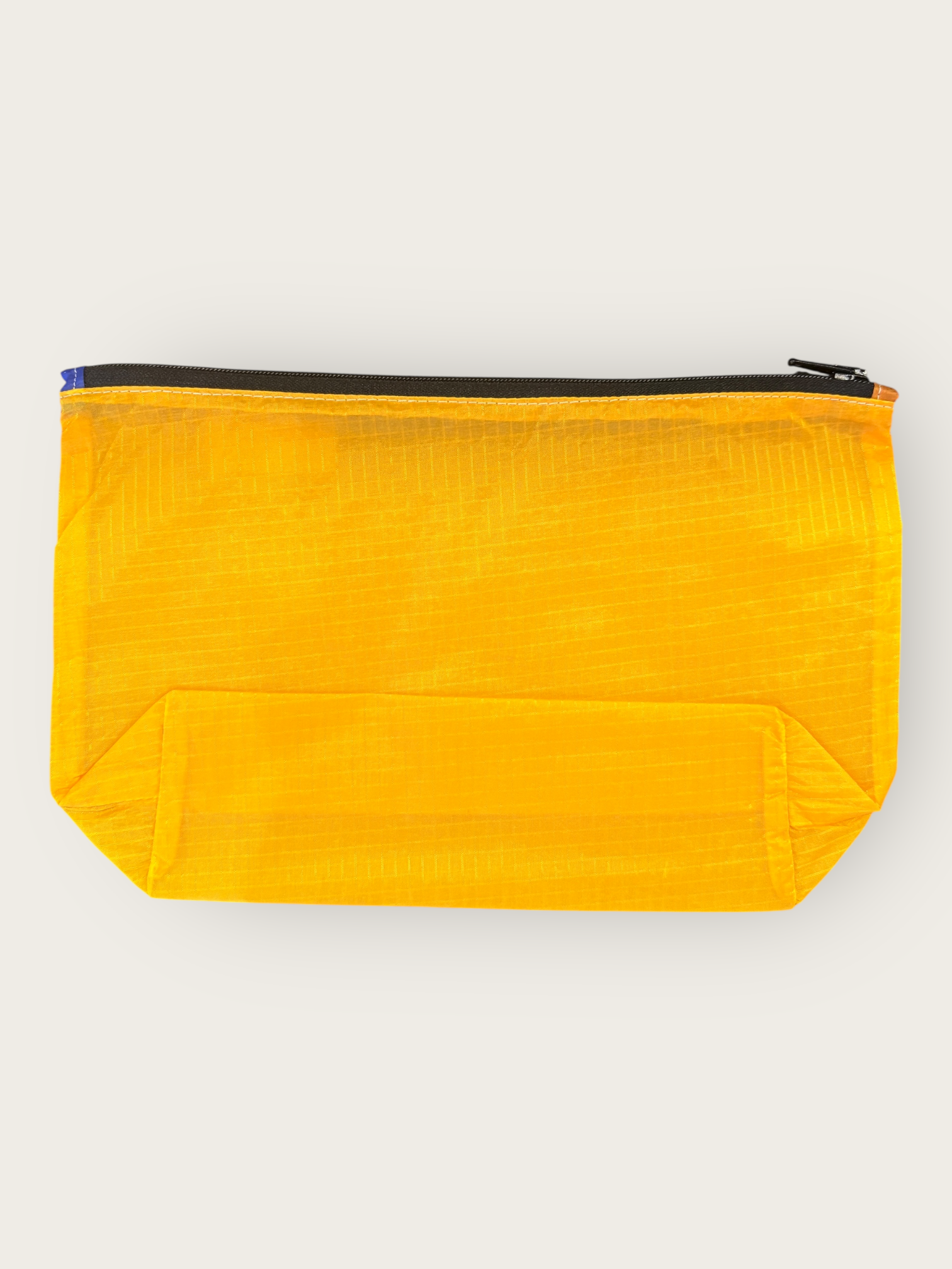 2nd Peak Necessaire gross