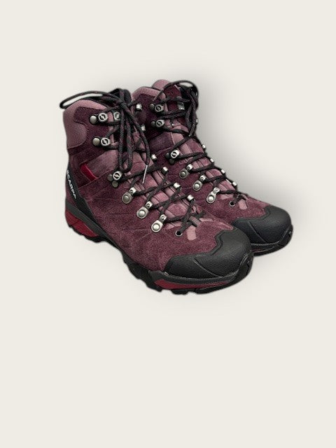 Scarpa Wanderschuhe (38)