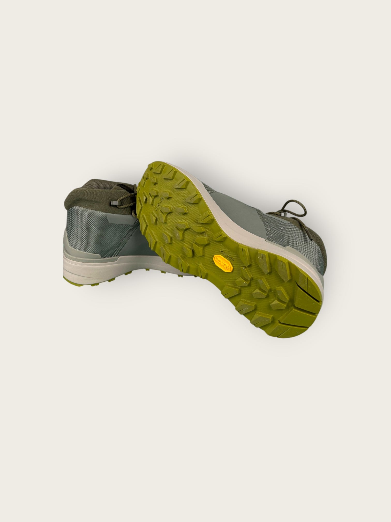 Arc'teryx GTX Wanderschuhe mid