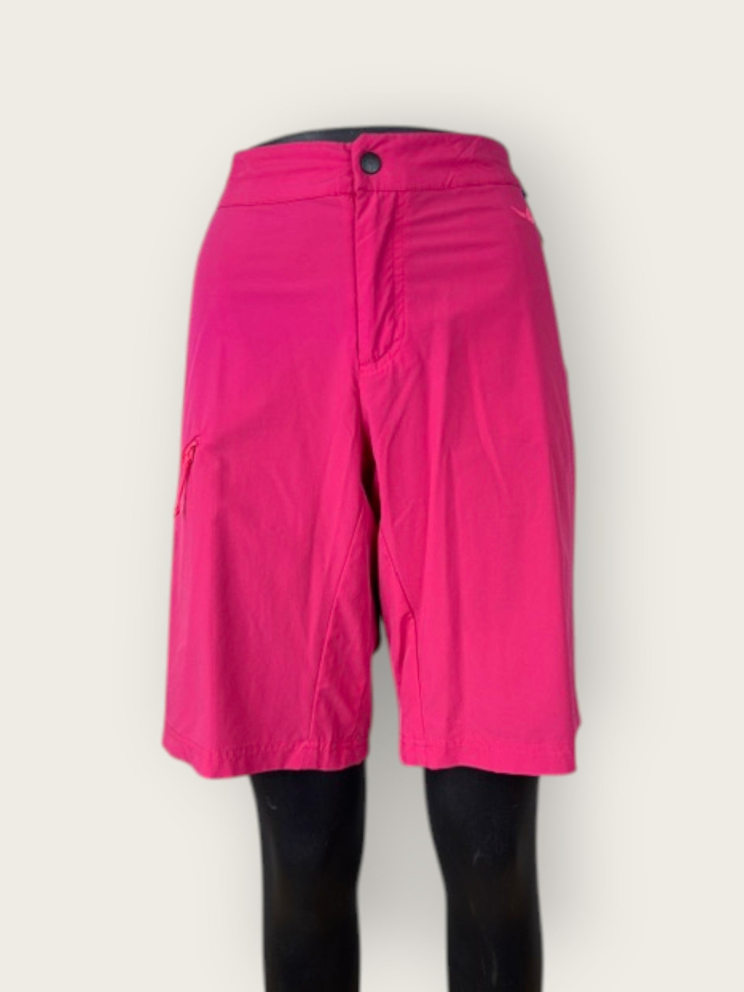 Kaikkialla Shorts (XL)