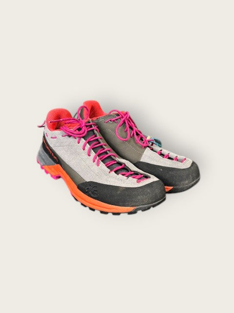 La Sportiva Zustiegsschuhe (40)