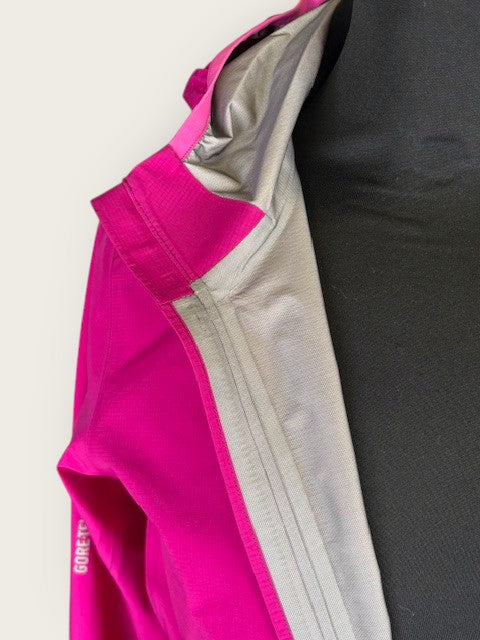 Arc'teryx 3-Lagen Hardshelljacke