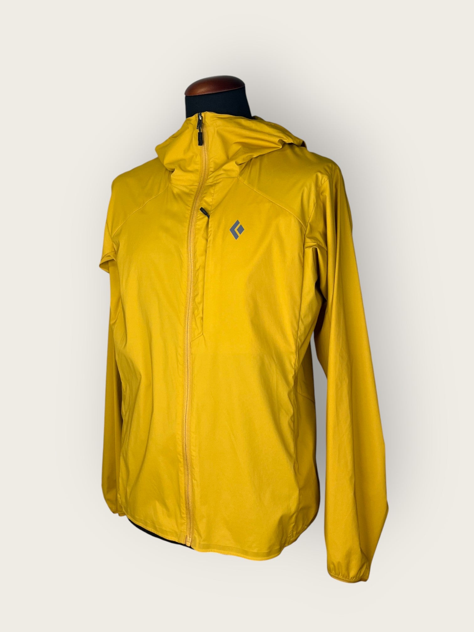 Black Diamond 3-layer hardshell jacket (M)