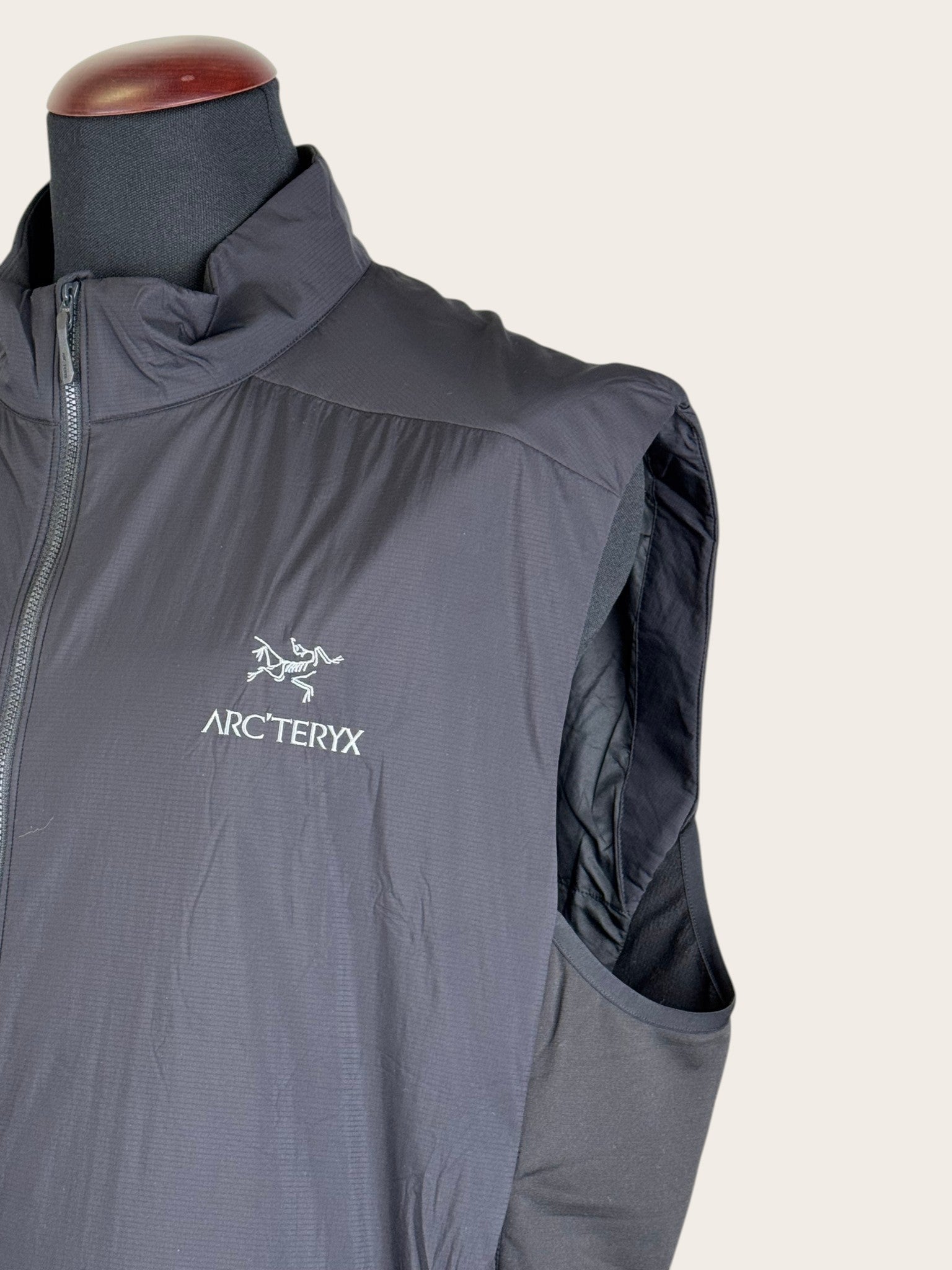 Arc'teryx Isolationsweste (XXL)