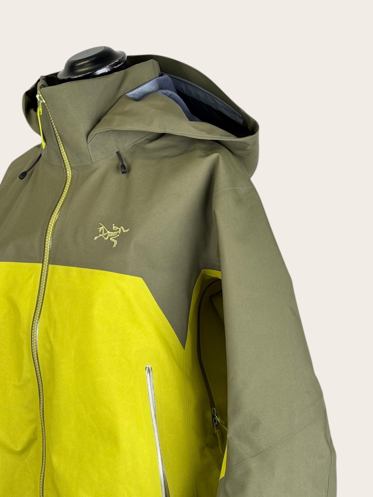 Arc'teryx 3-Lagen Hardshelljacke (L)