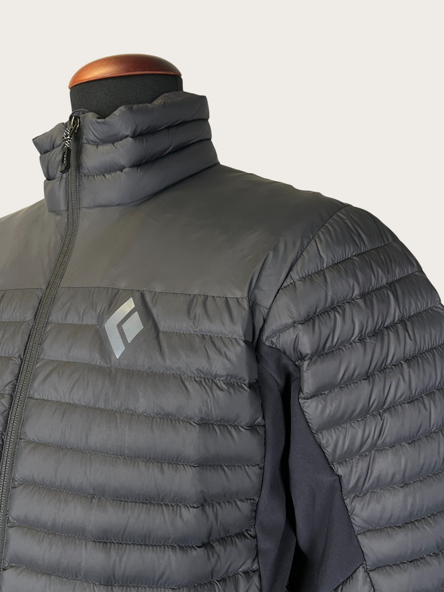 Black Diamond Daunenjacke (M)
