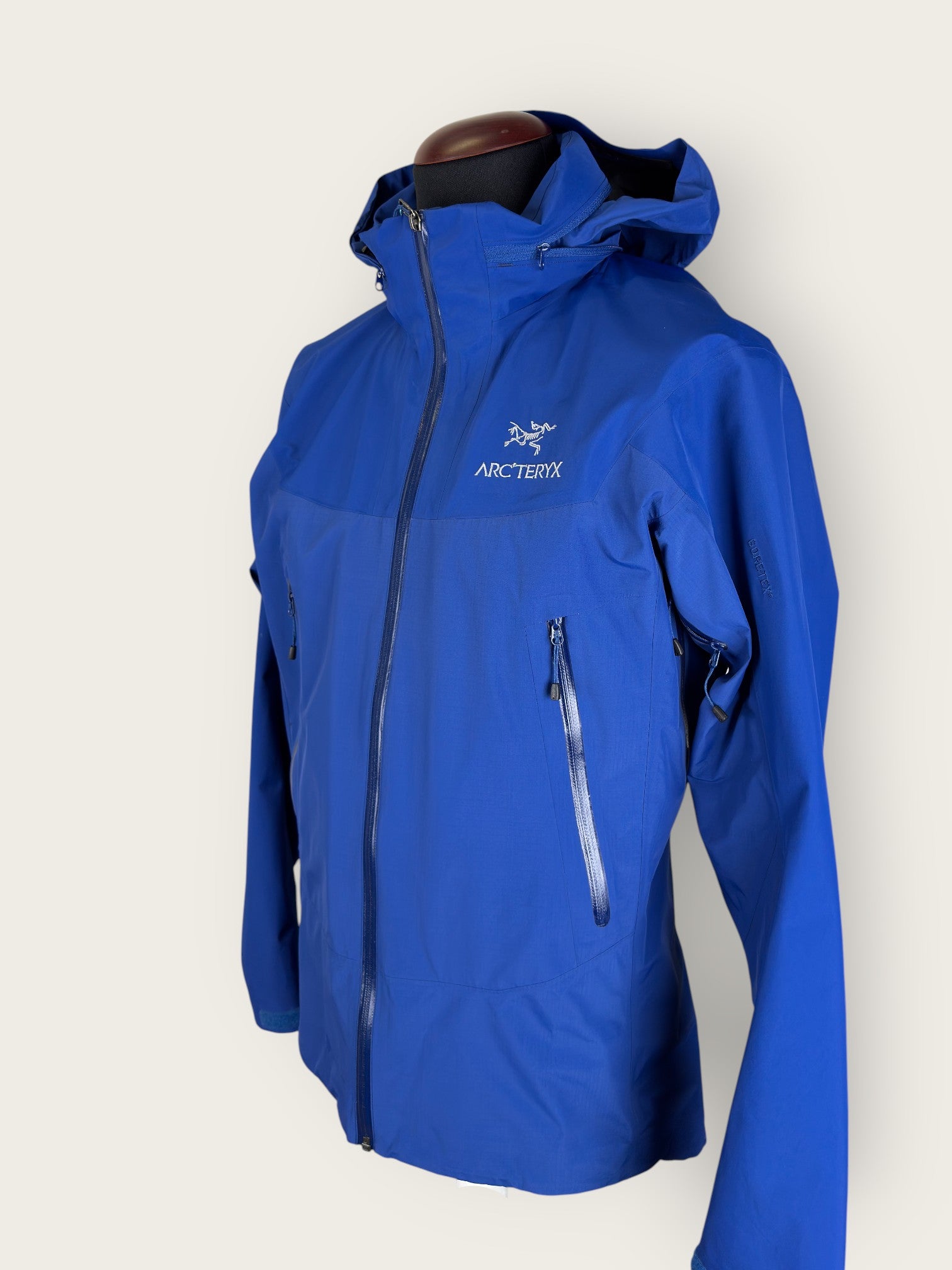 Arc'teryx 3-Lagen Hardshelljacke (M)