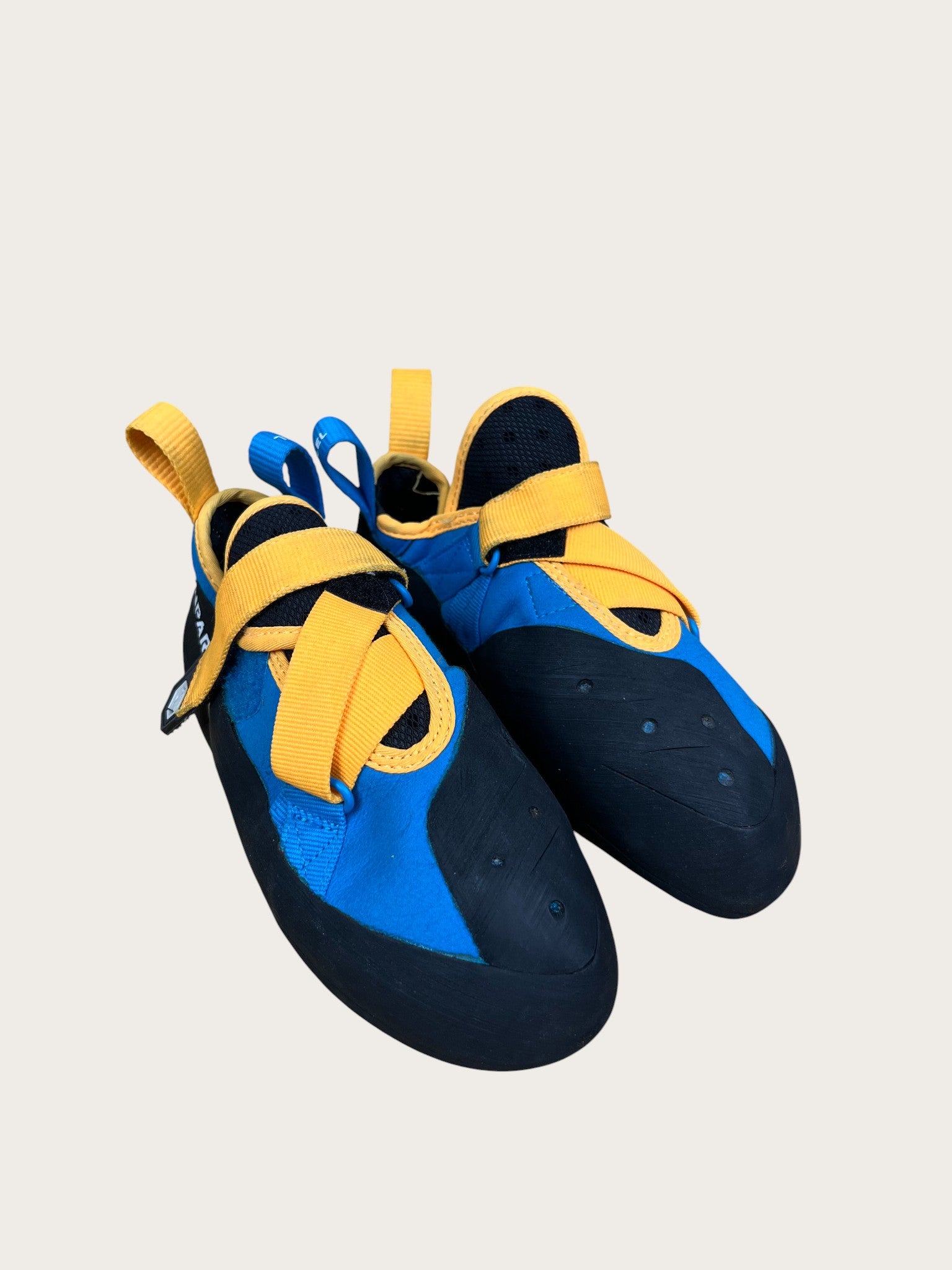 Unparallel Kletterschuhe (39)