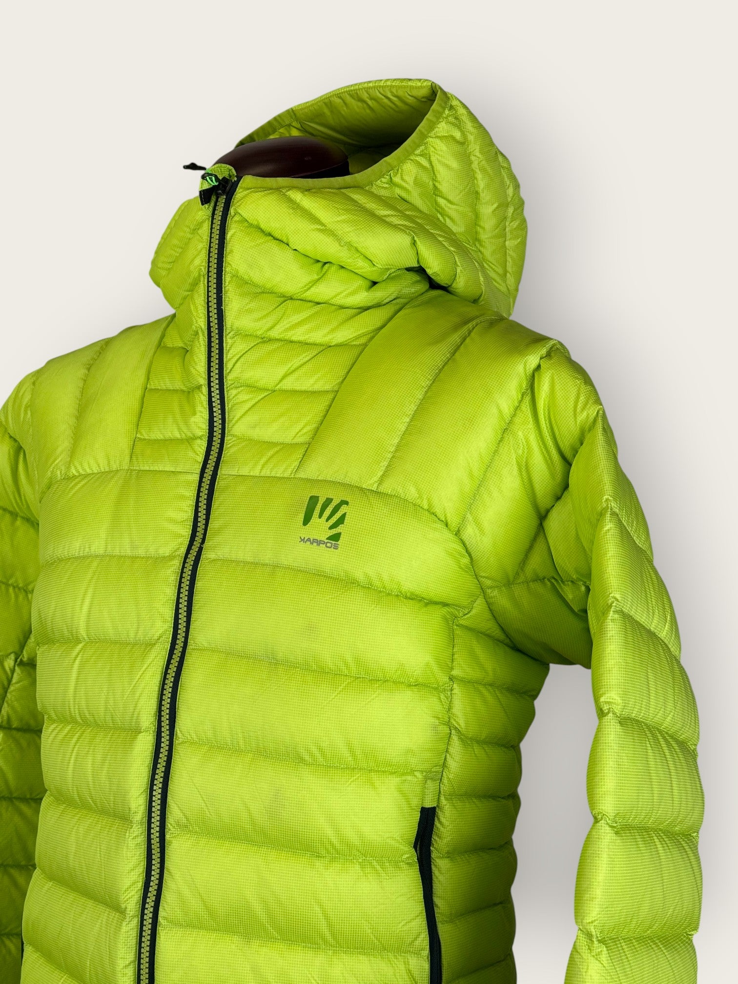 Karpos Daunenjacke (M)