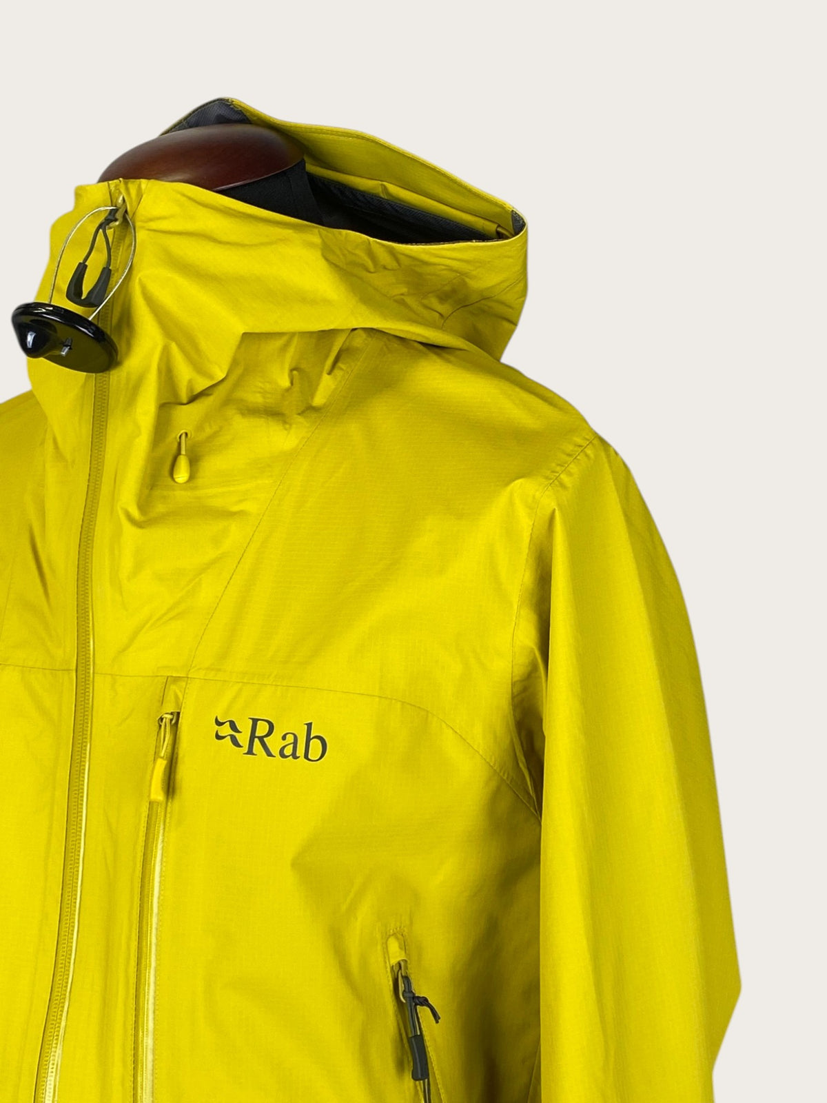 Rab Downpour Mountain 2.5-Lagen Hardshelljacke (L)