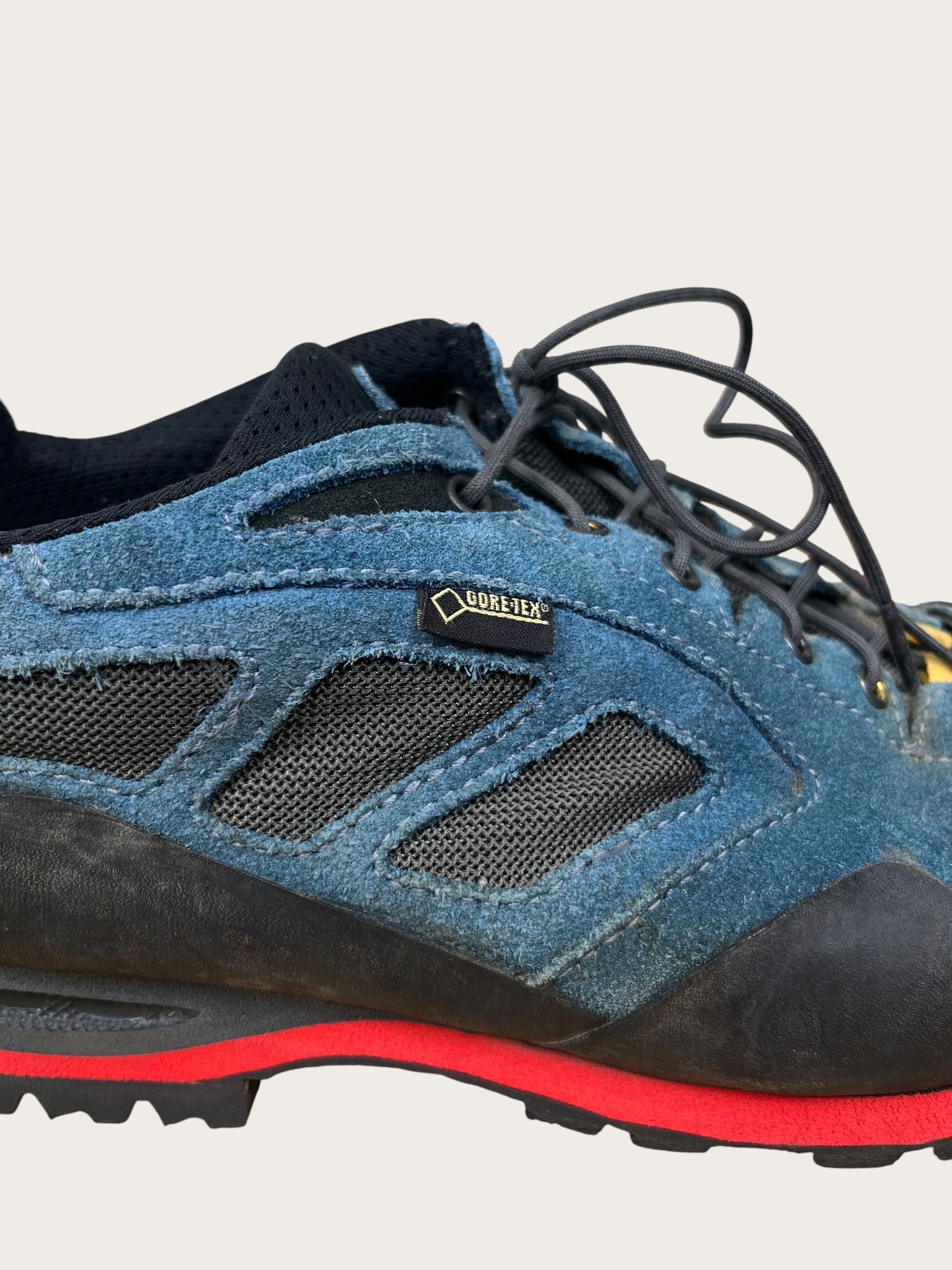 Template M Approach shoes (43) 