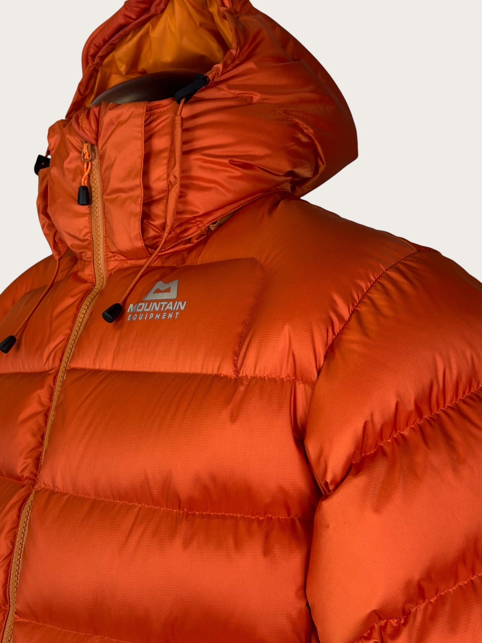 Template W Down Jacket (M) 