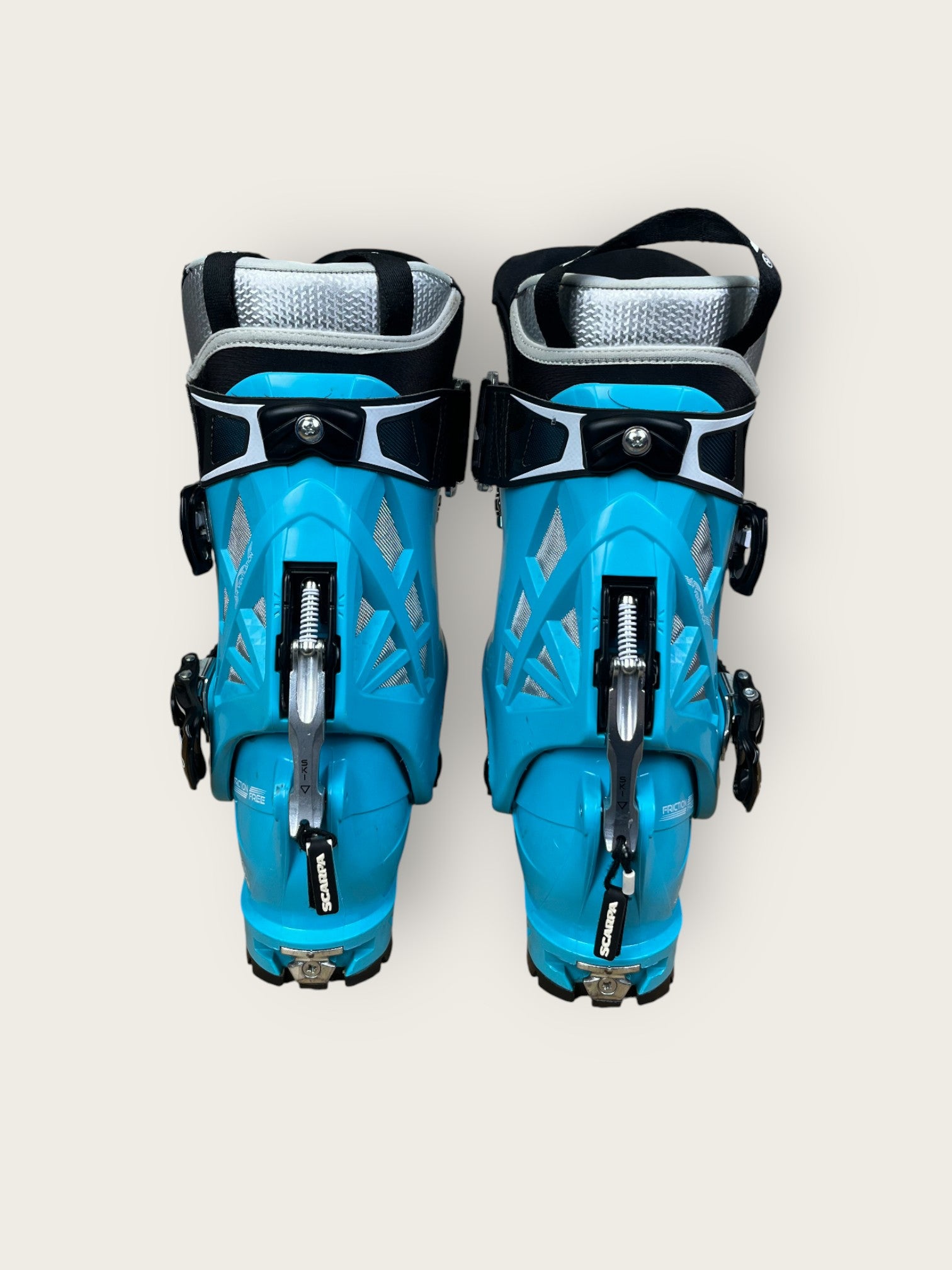 Scarpa Tourenskischuhe (26)