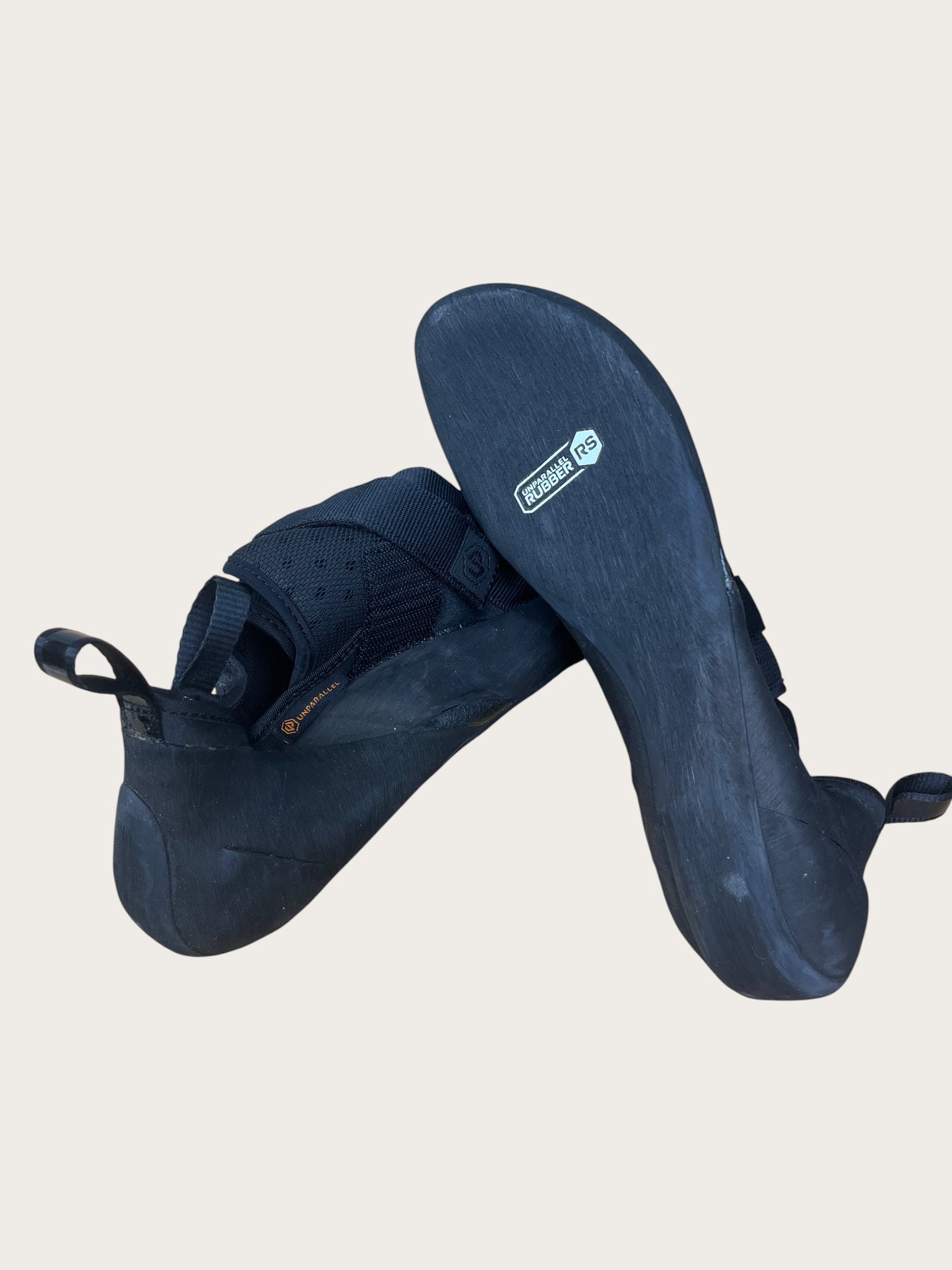 Unparallel Kletterschuhe (46)