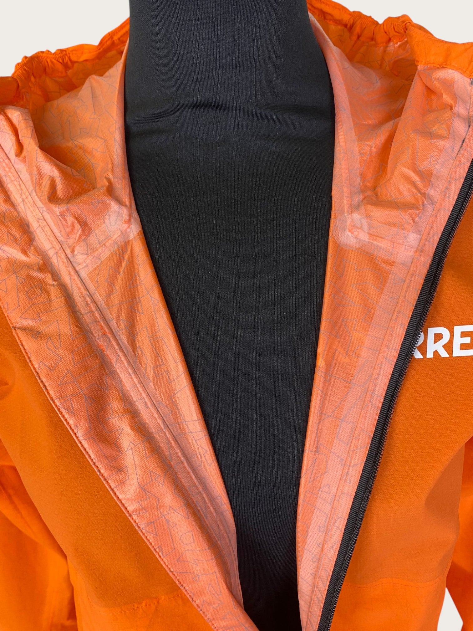 Adidas Terrex Xperior 2.5-Lagen Hardshelljacke (XS)