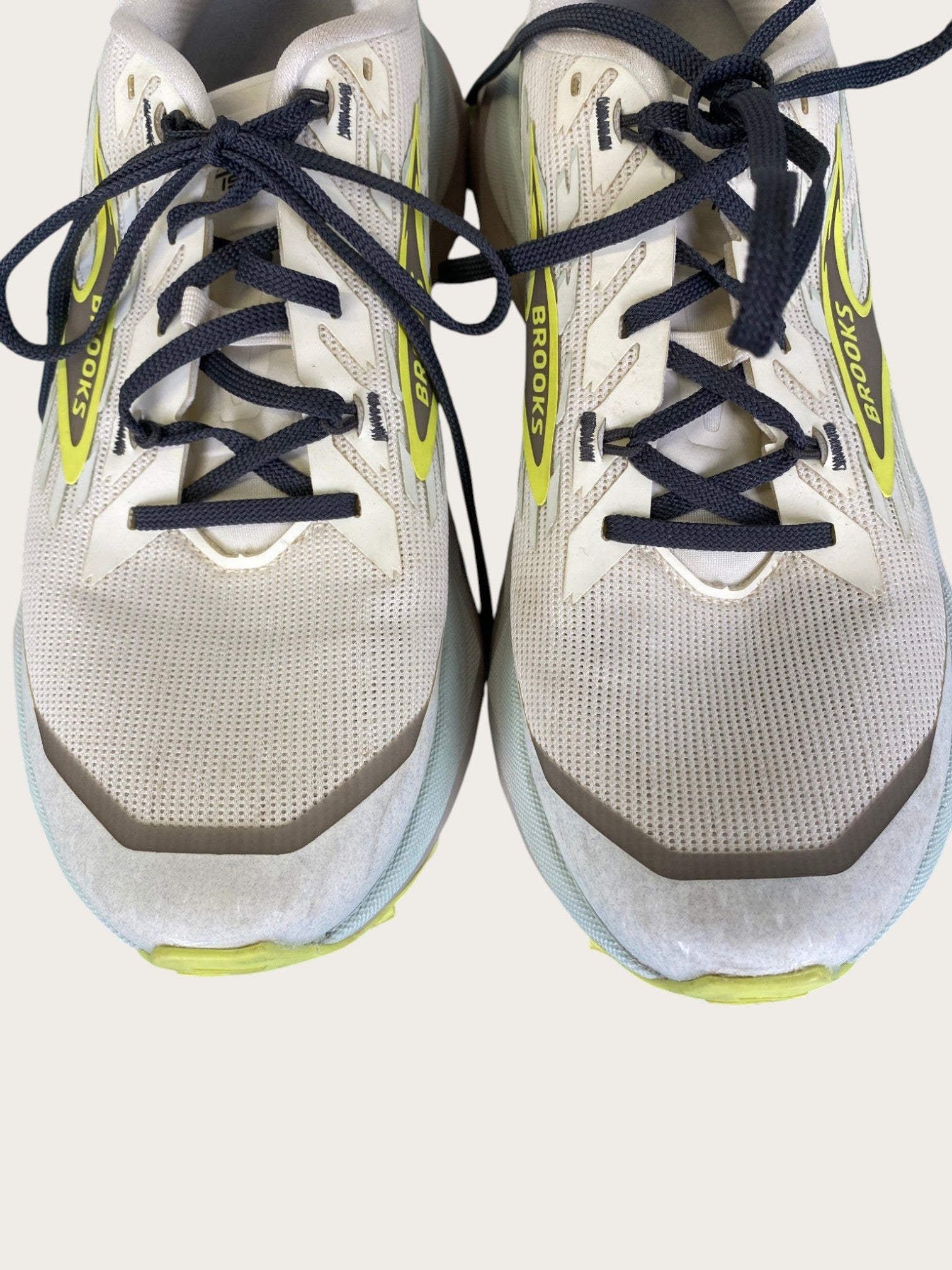 Brooks Cascadia 19 Trailrunningschuhe (40)