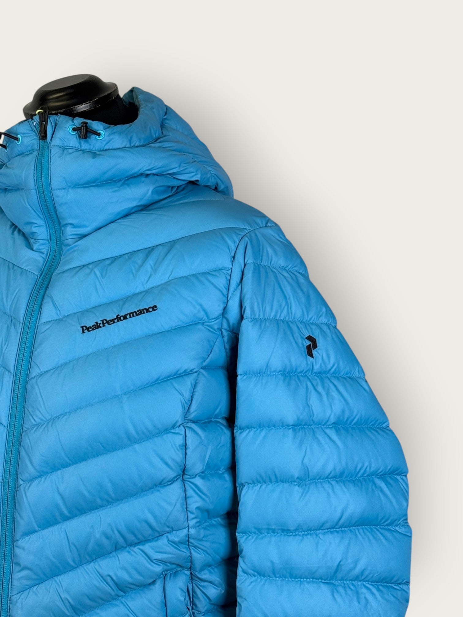 Peak Performance Daunenjacke (M)