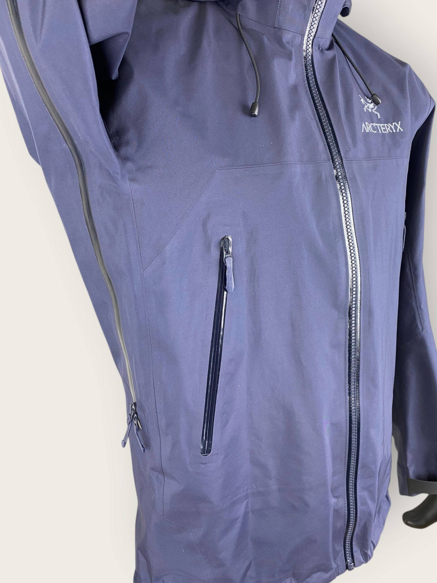 Arc'teryx 3-Lagen Hardshelljacke (S)