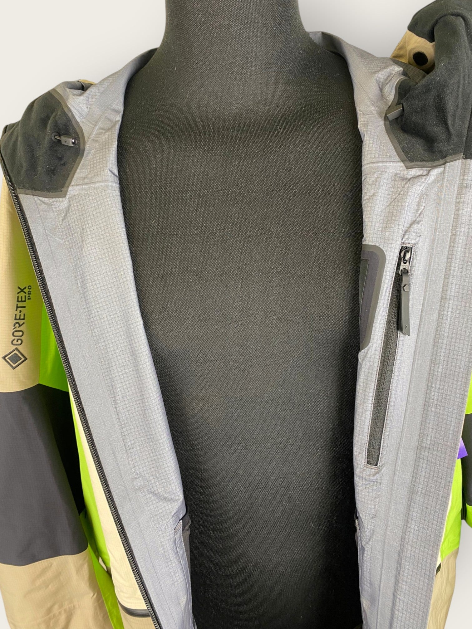 Peak Performance 3-Lagen Hardshelljacke (L)