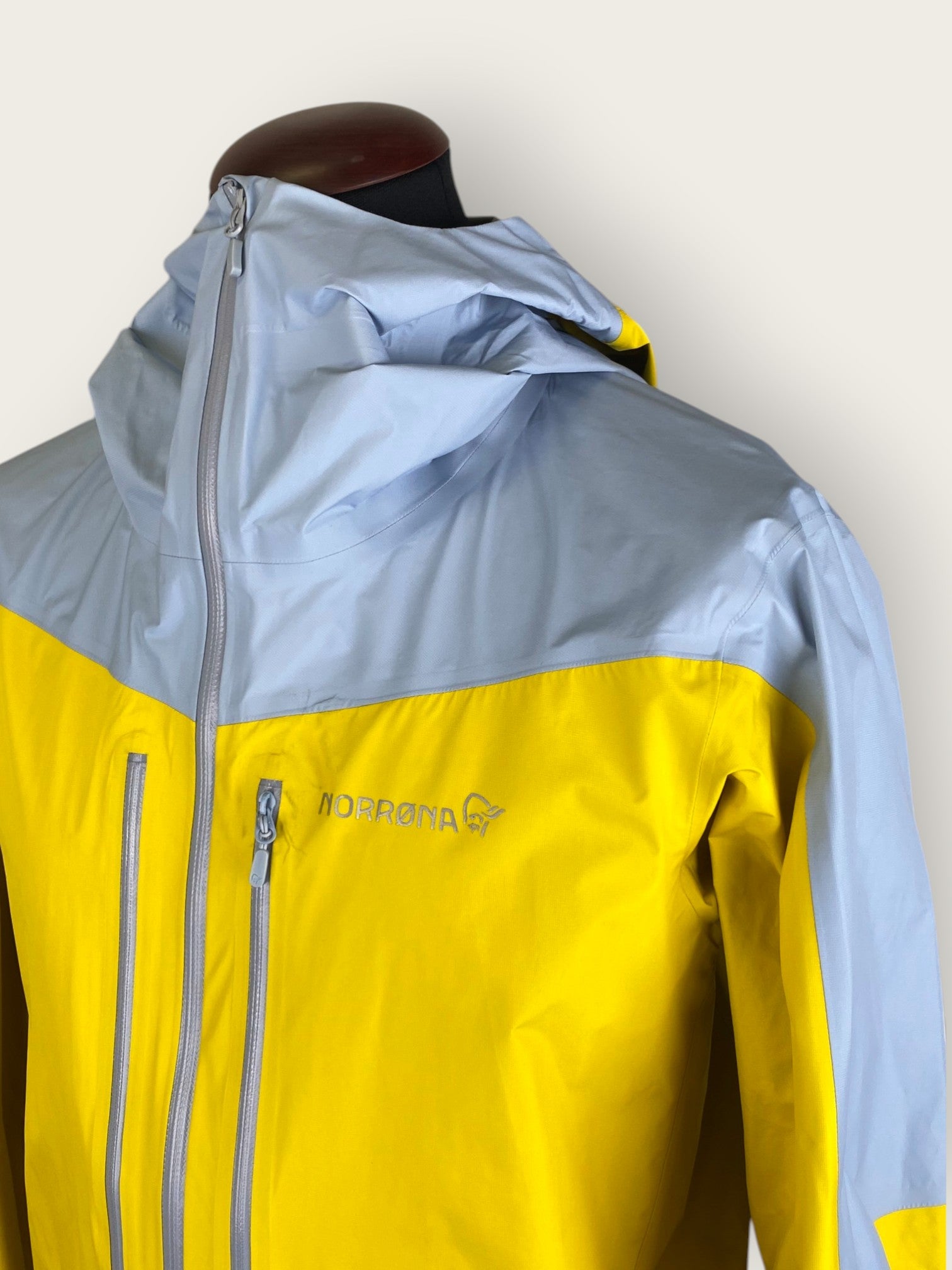 Norrøna 3-Lagen Hardshelljacke (L)